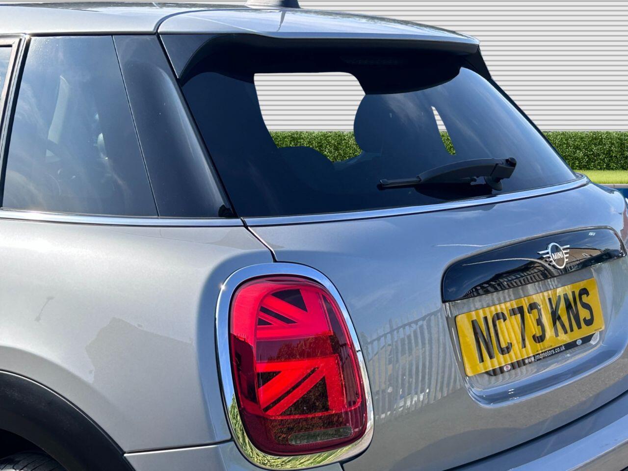 MINI Hatch - Image 8