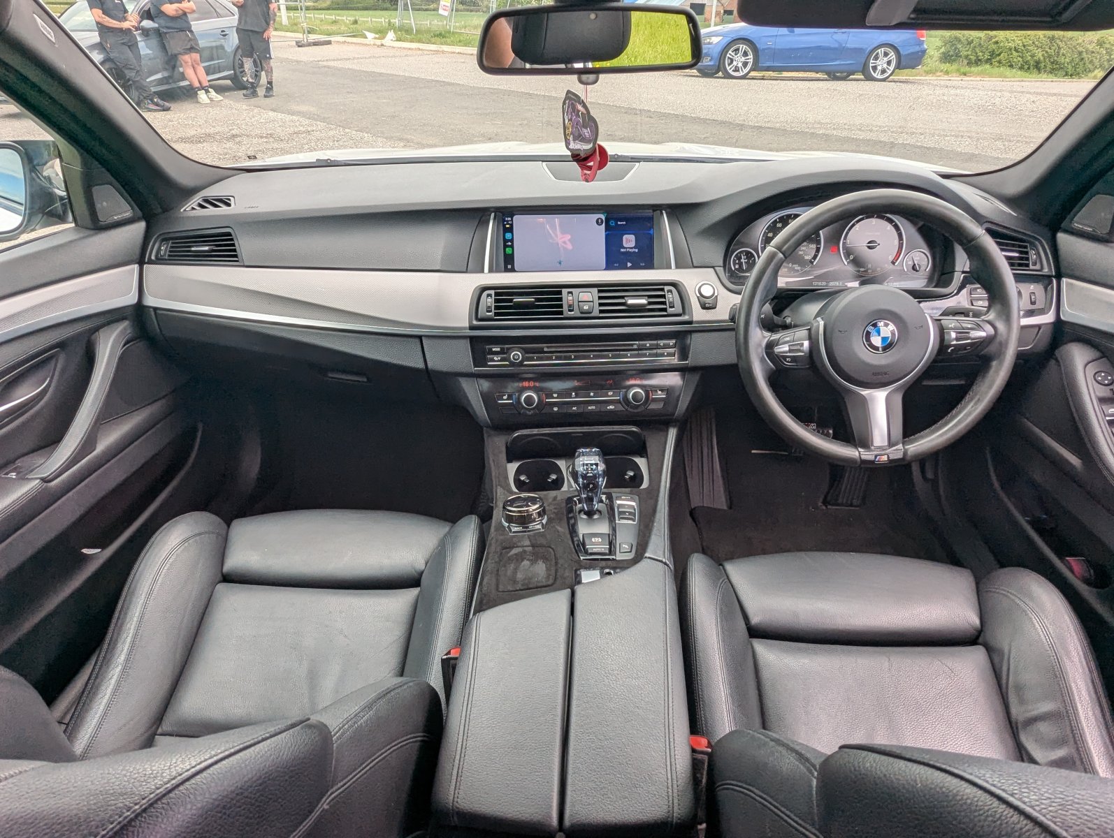 BMW 5 Series - Image 14