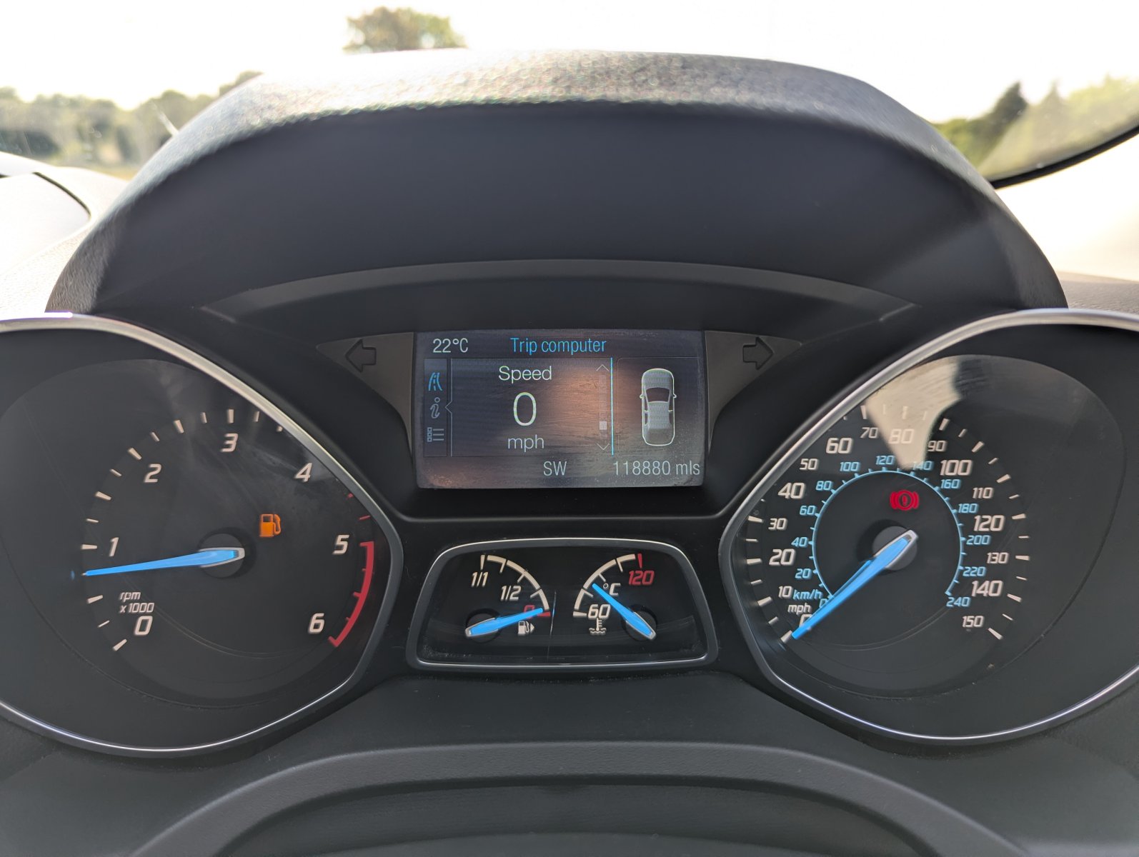 Ford Kuga - Image 19