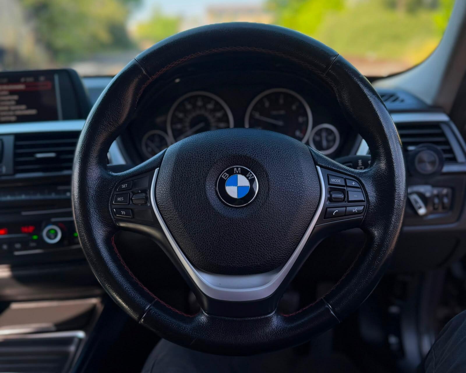 BMW 3 Series - Image 6