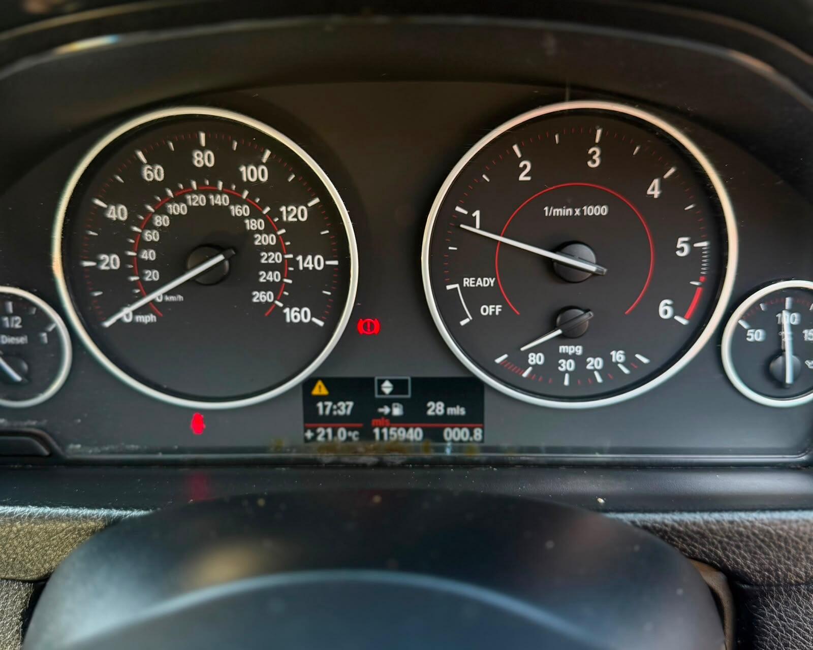 BMW 3 Series - Image 11
