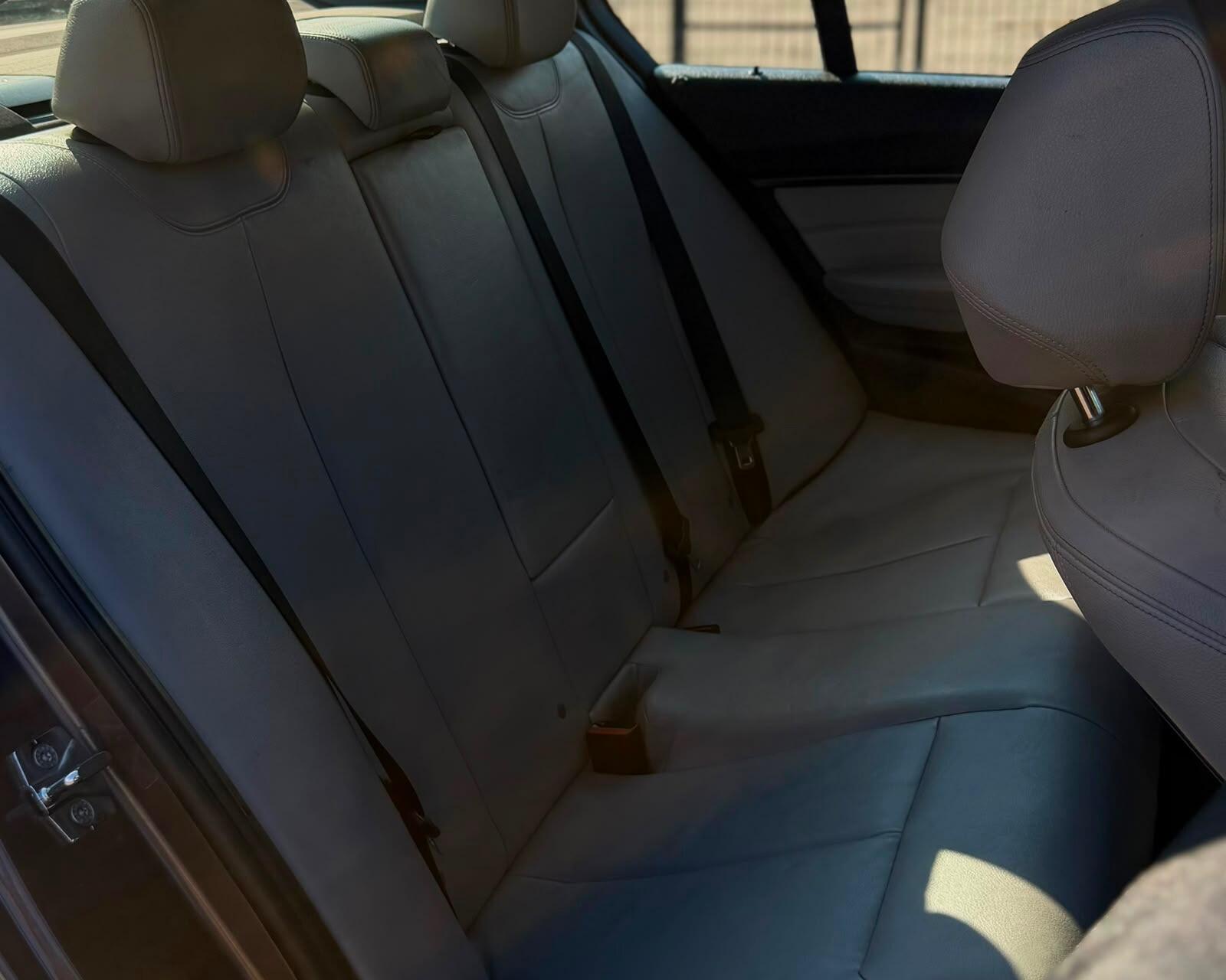 BMW 3 Series - Image 15