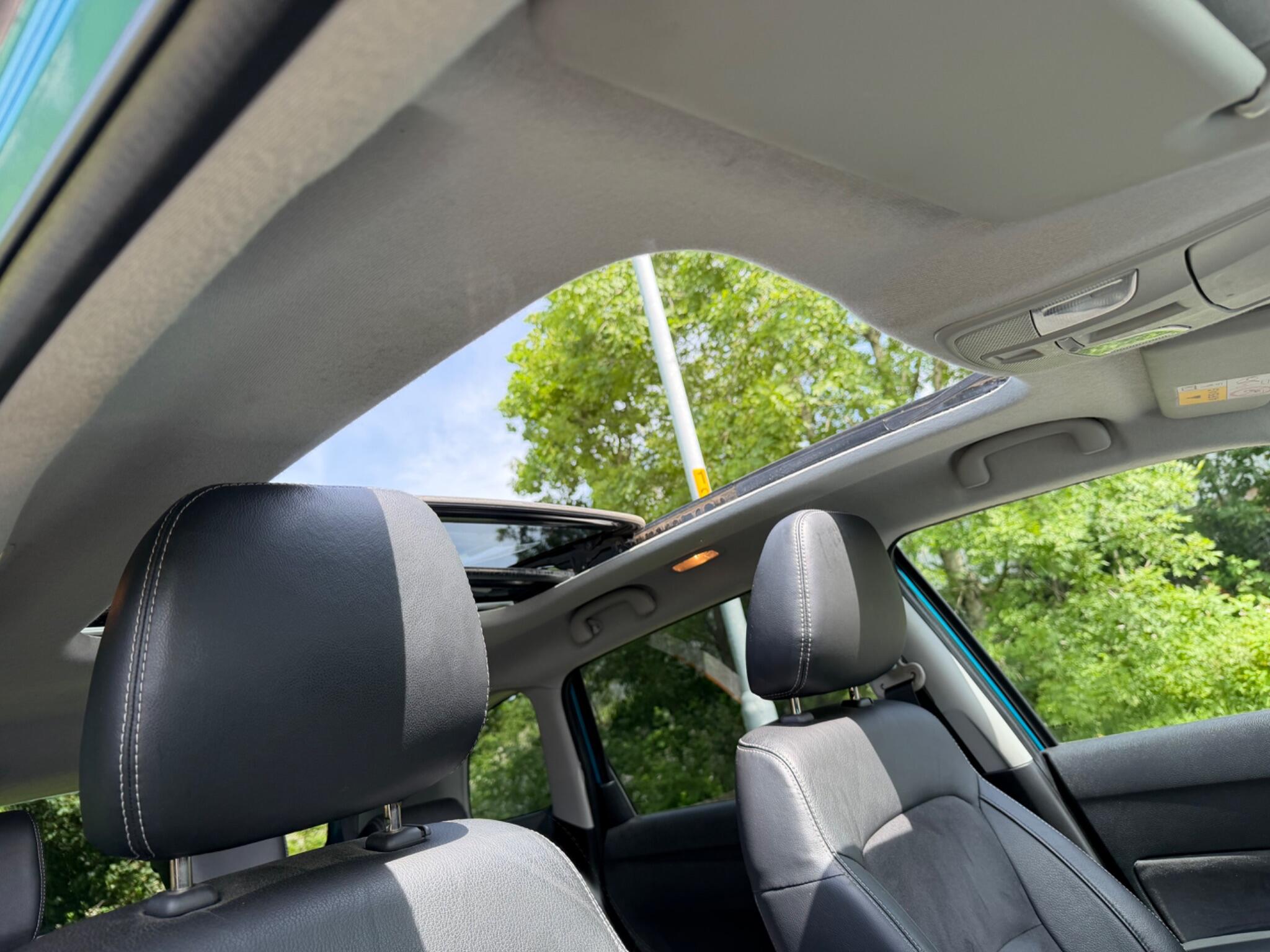 Suzuki Vitara - Image 8