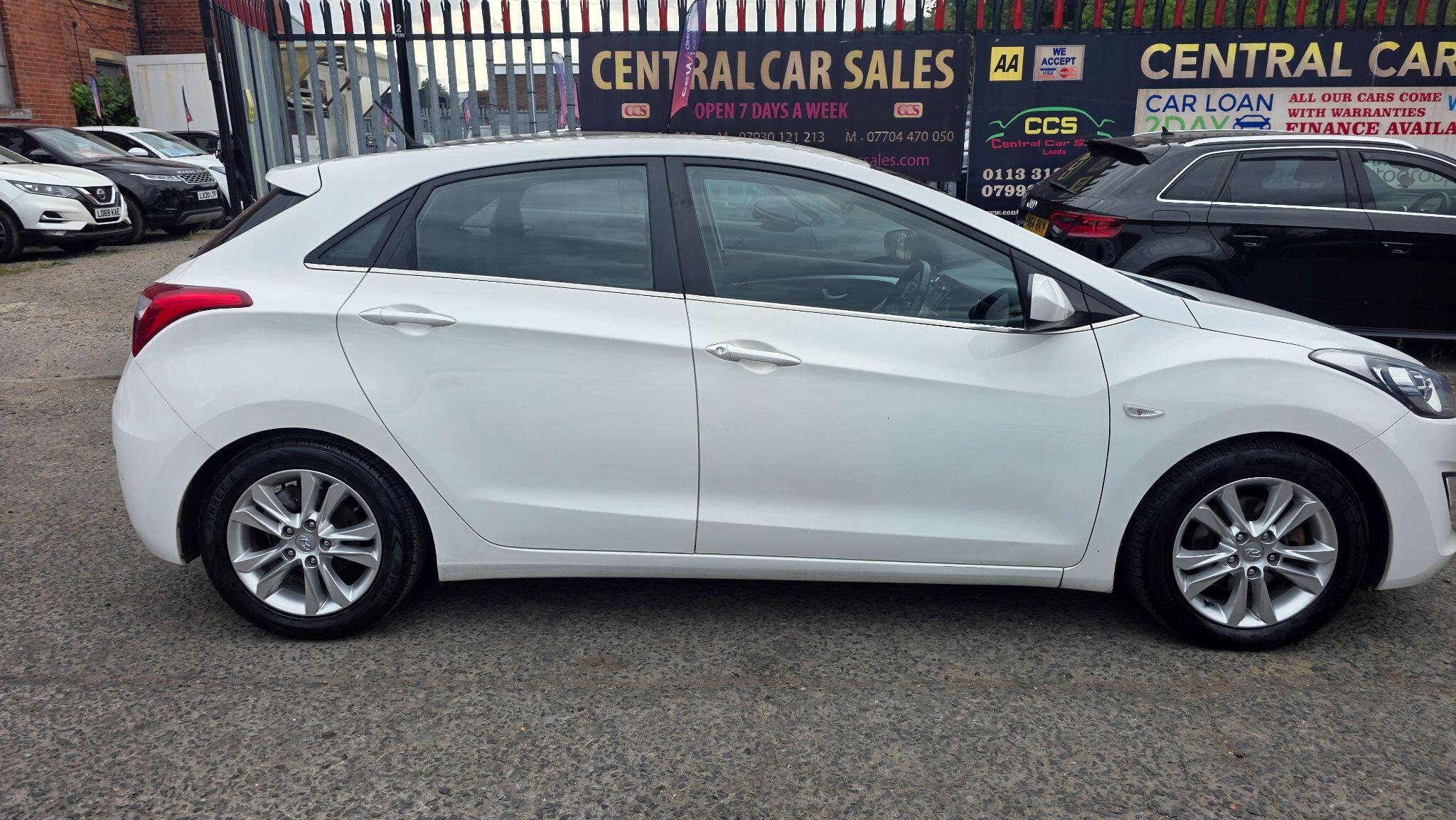 Hyundai i30 - Image 7