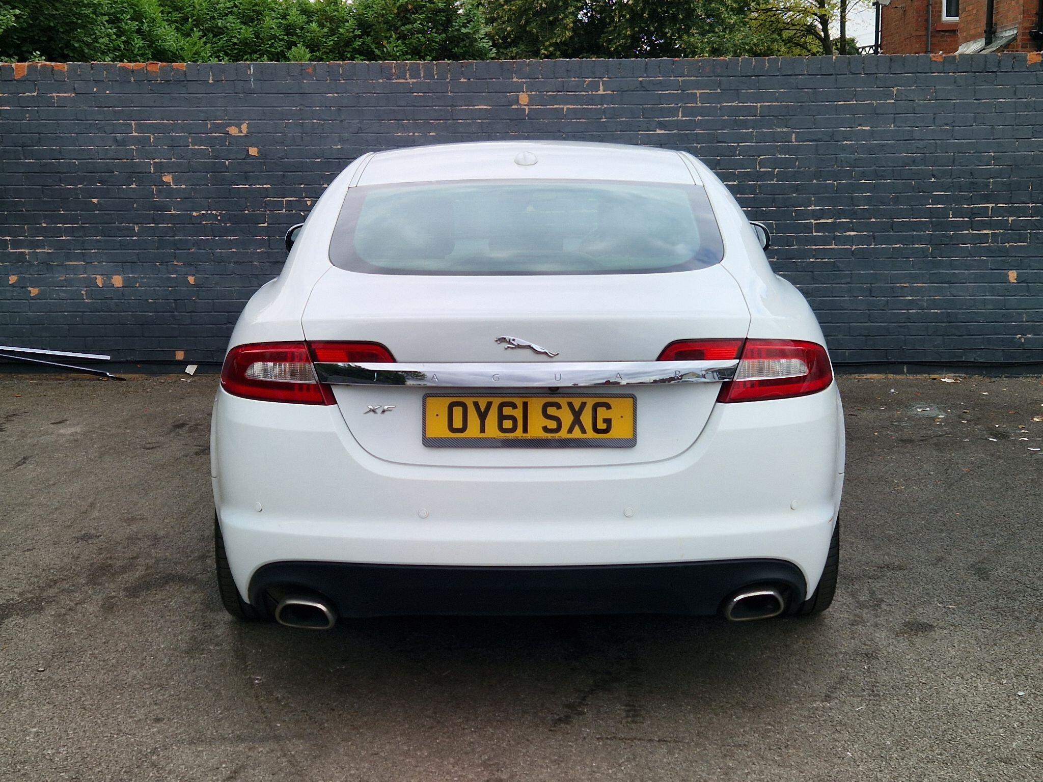 Jaguar XF - Image 9