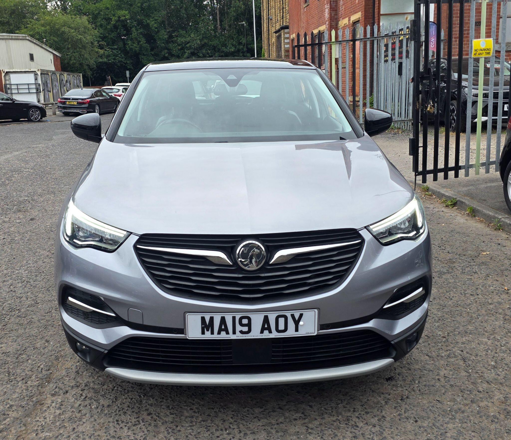 Vauxhall Grandland X - Image 2