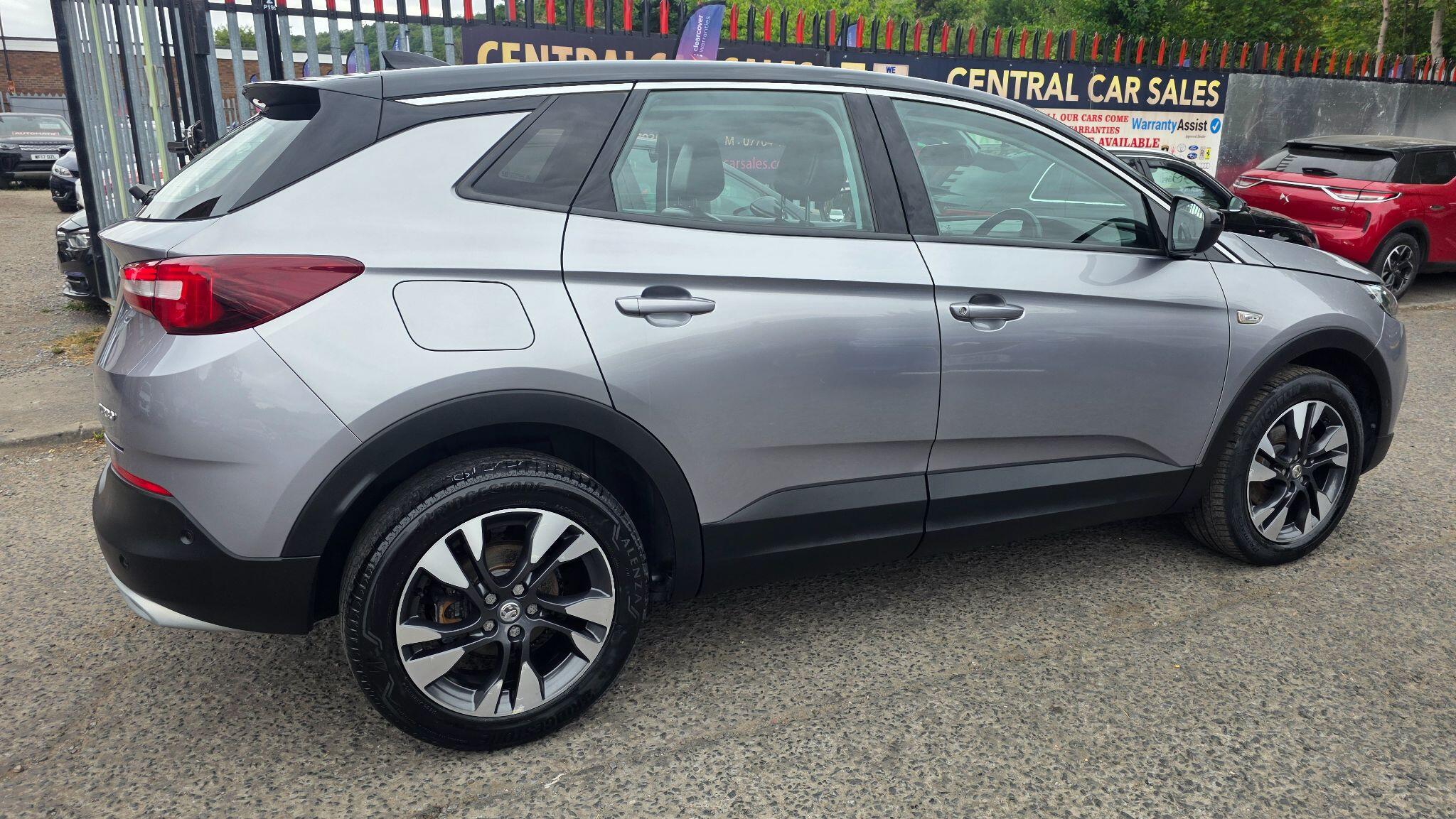 Vauxhall Grandland X - Image 7