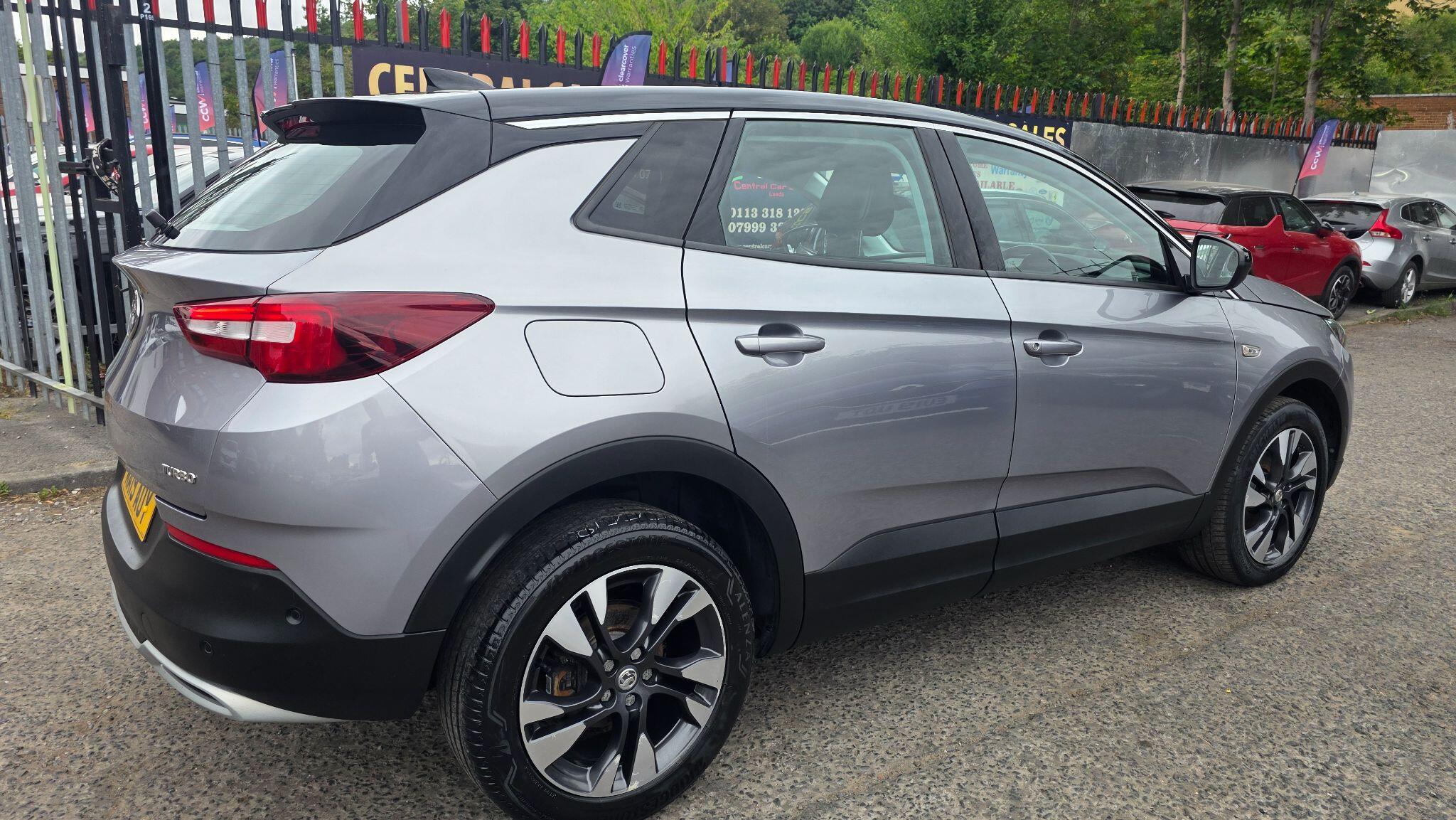 Vauxhall Grandland X - Image 10