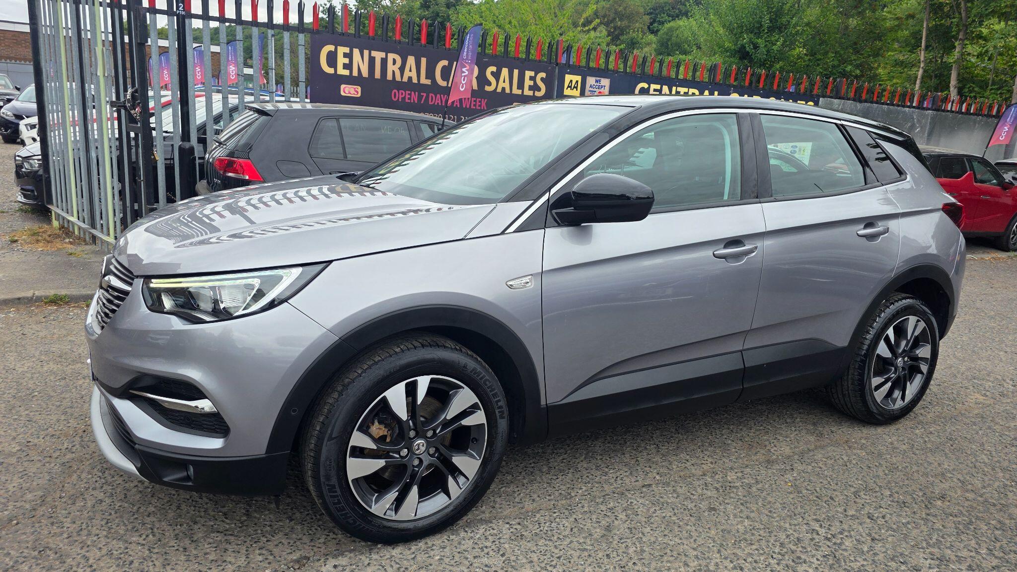 Vauxhall Grandland X - Image 17