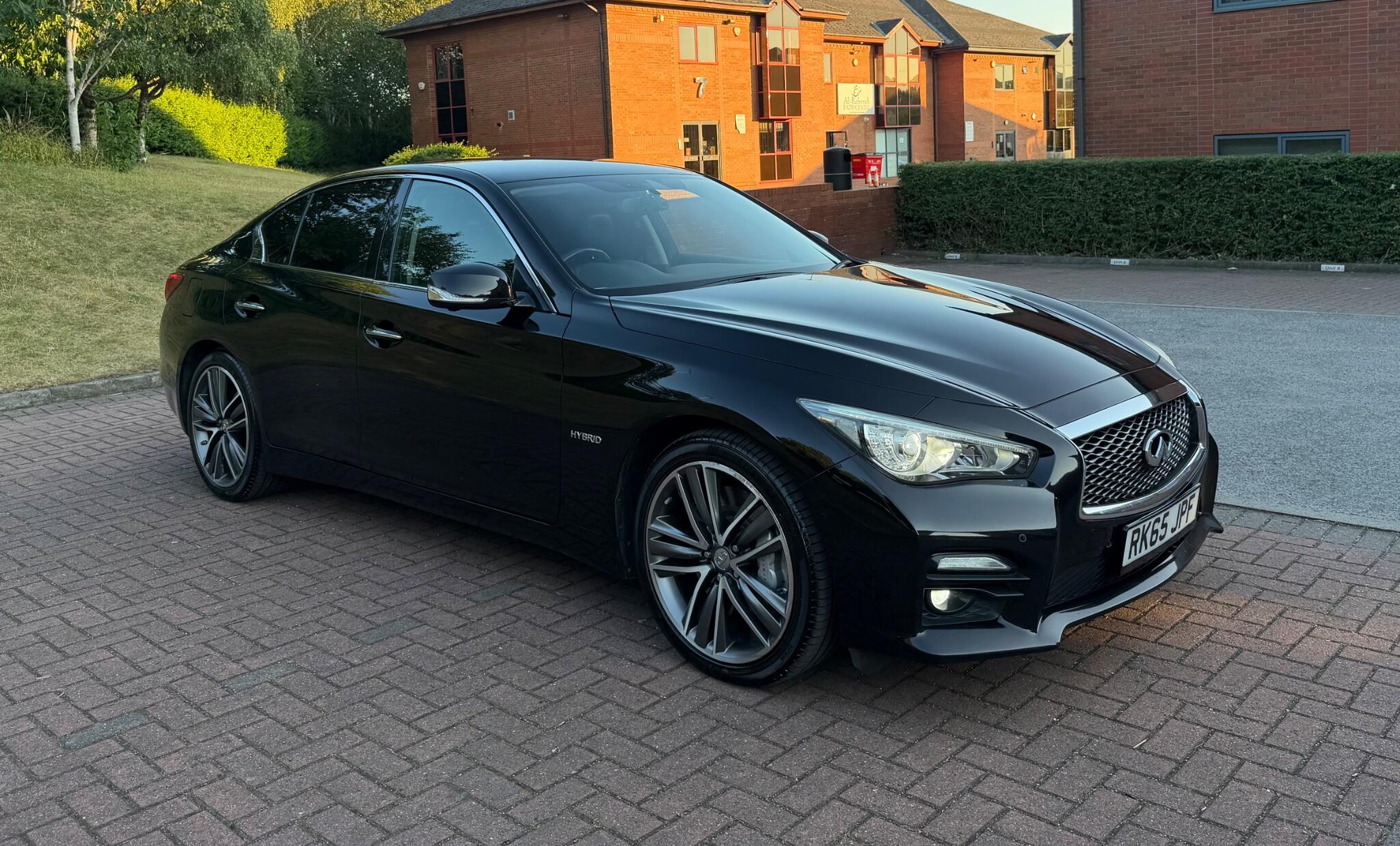 Infiniti Q50 - Image 3