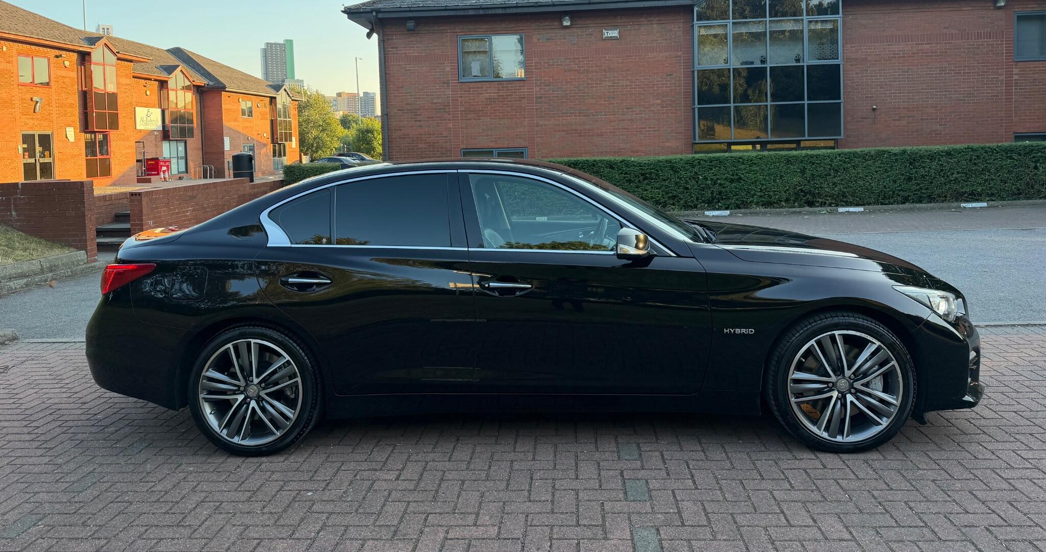 Infiniti Q50 - Image 4