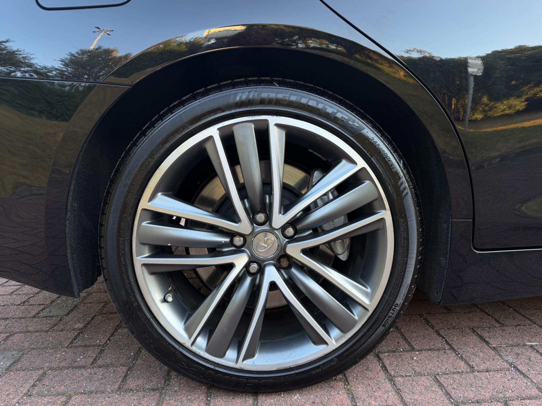 Infiniti Q50 - Image 20