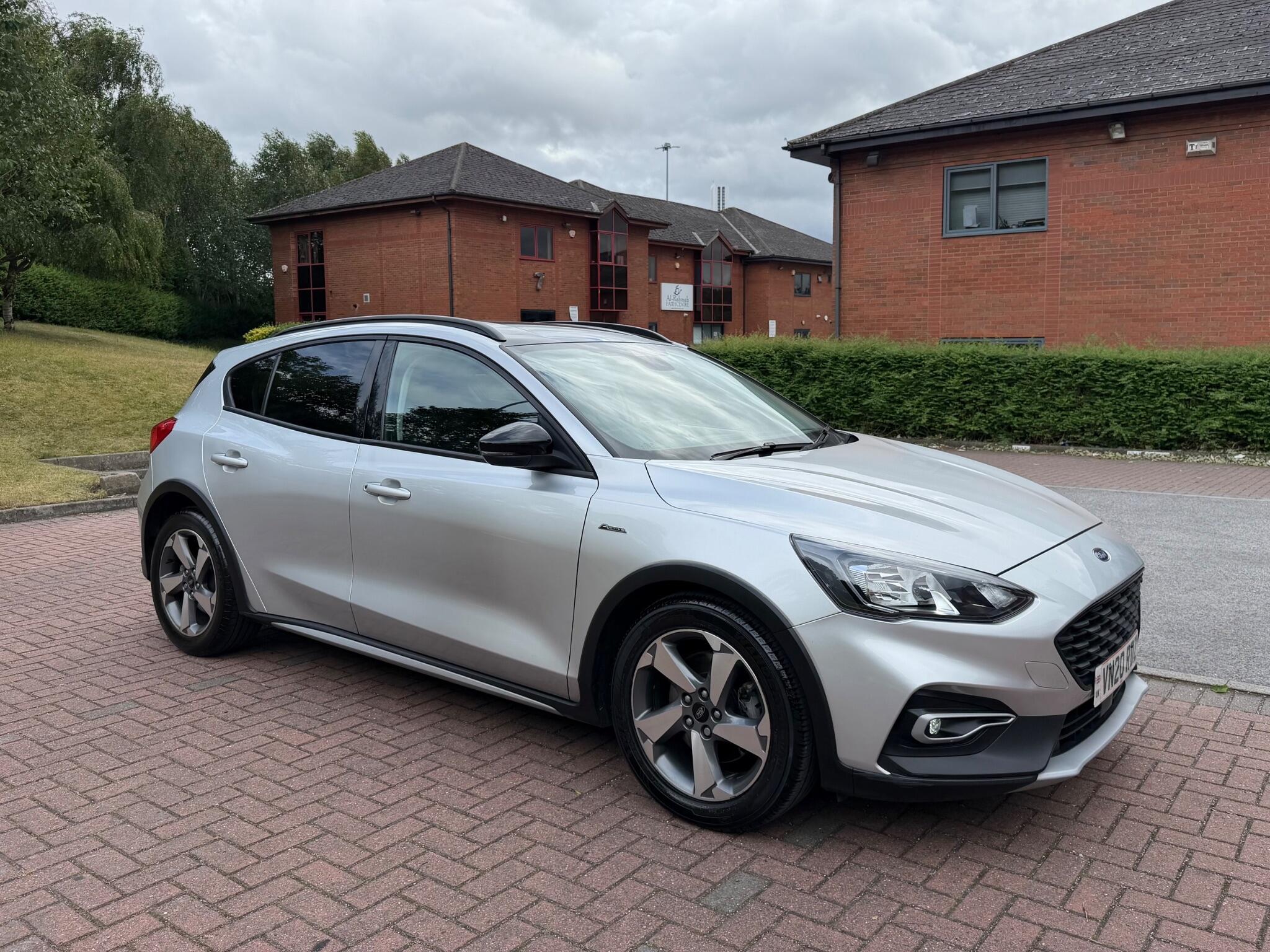 Ford Focus - Image 6