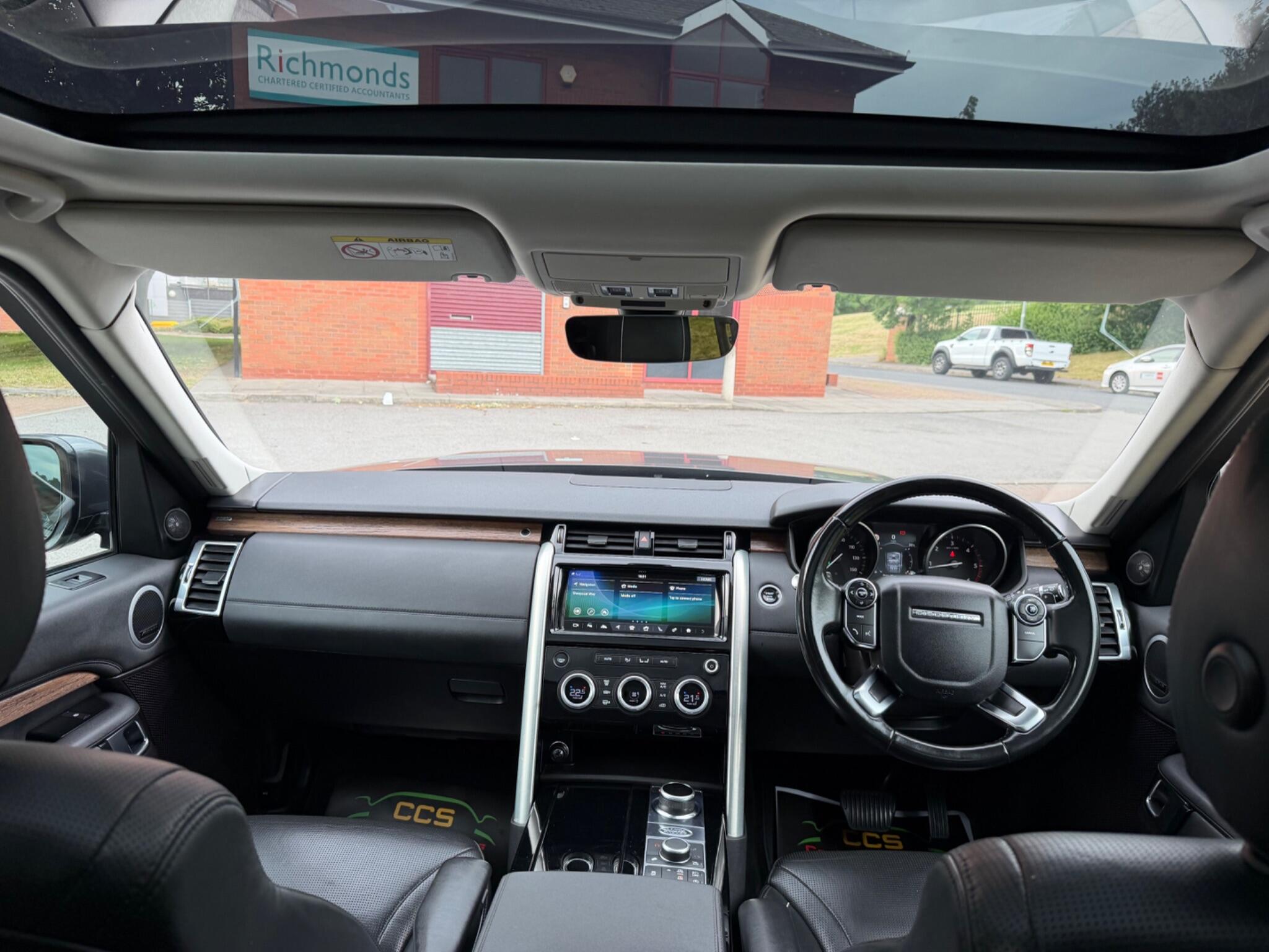 Land Rover Discovery - Image 5