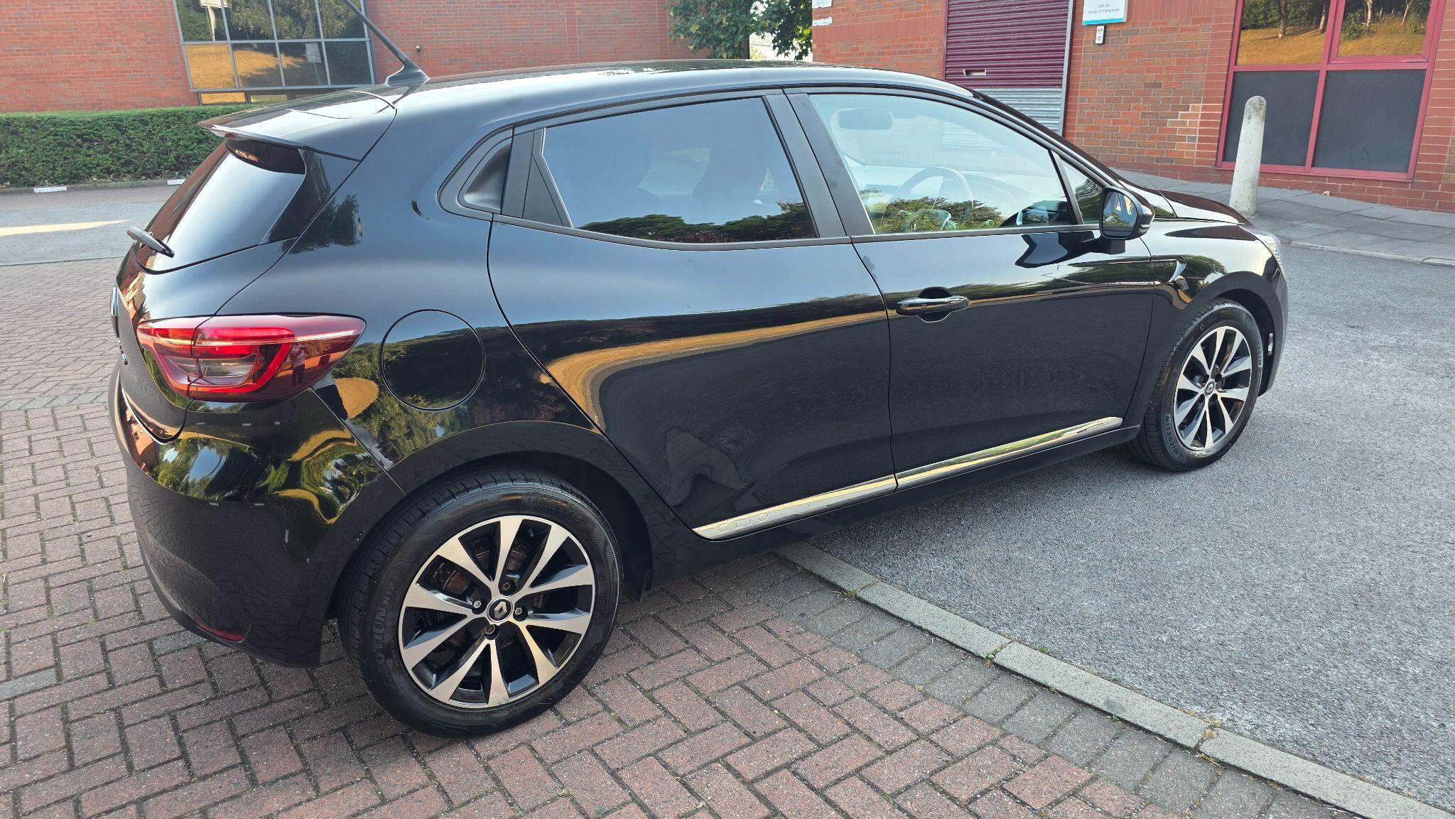 Renault Clio - Image 6