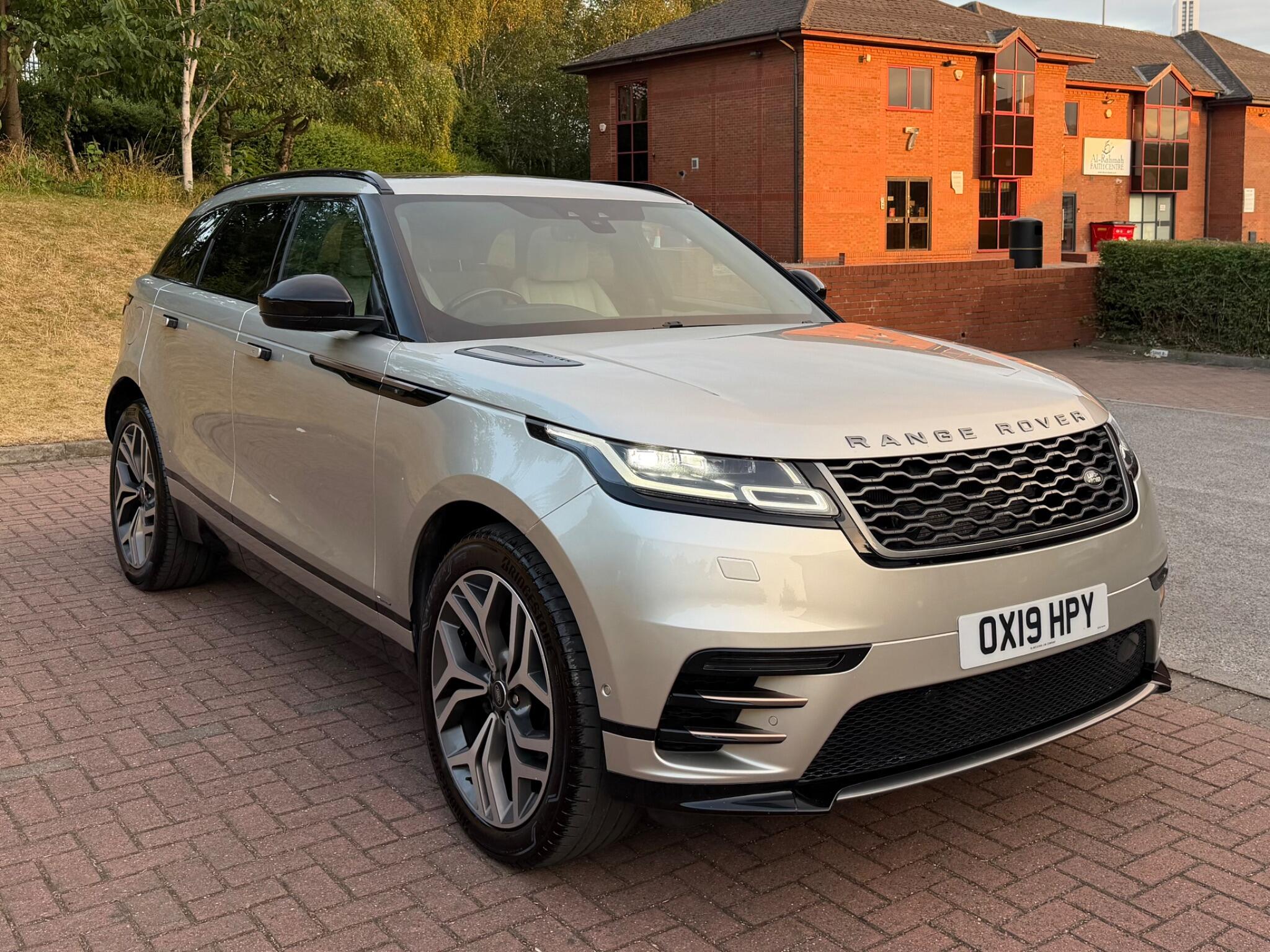 Land Rover Range Rover Velar - Image 9