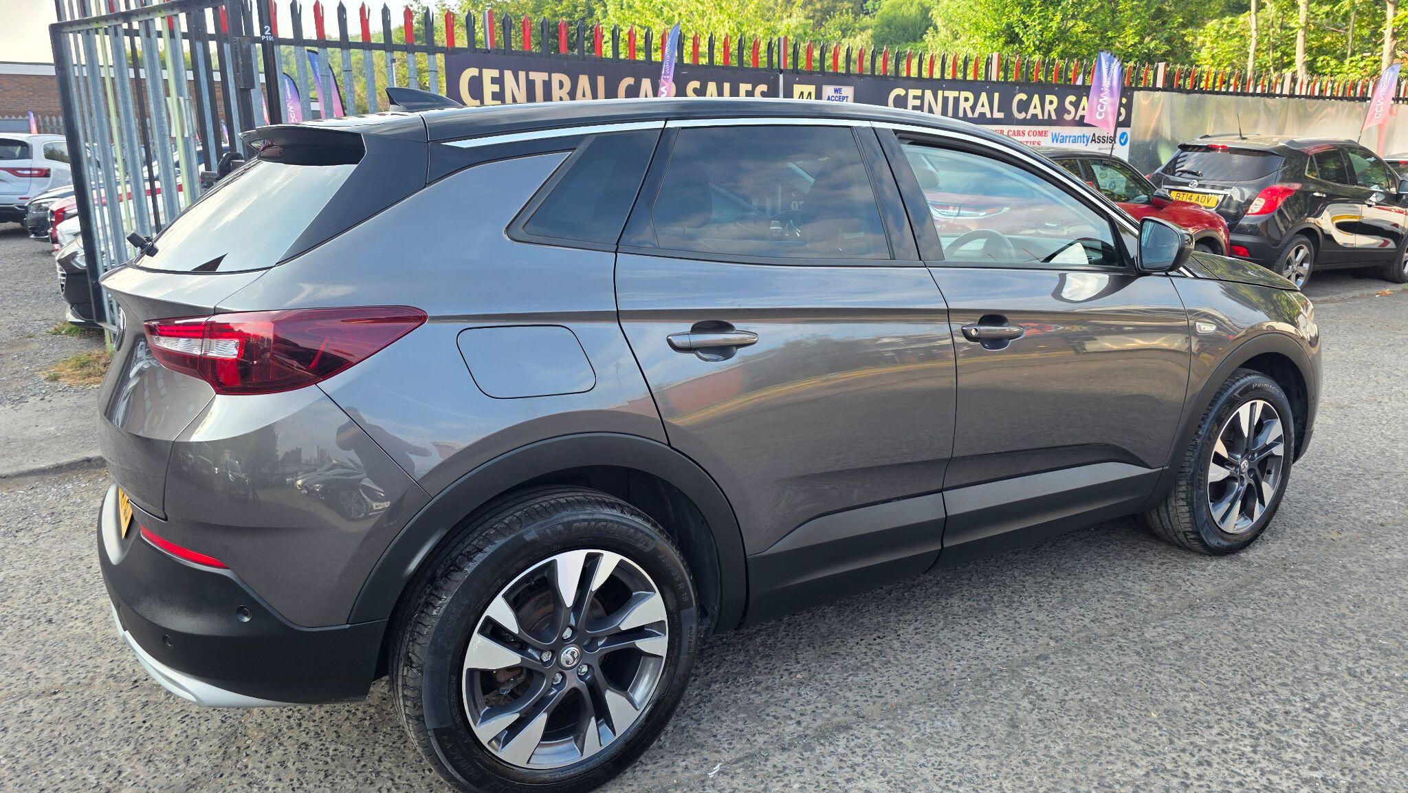 Vauxhall Grandland X - Image 9
