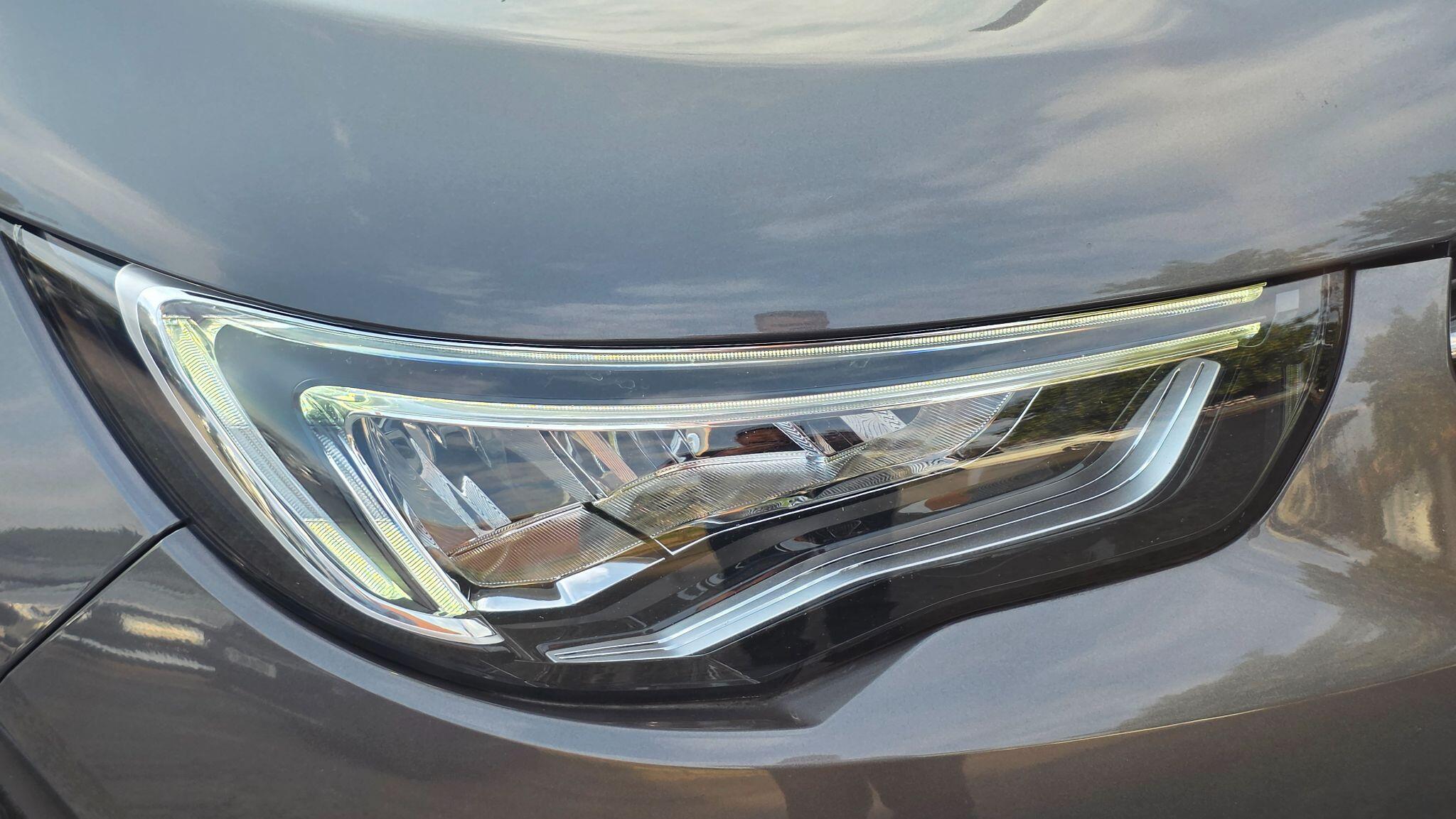 Vauxhall Grandland X - Image 10