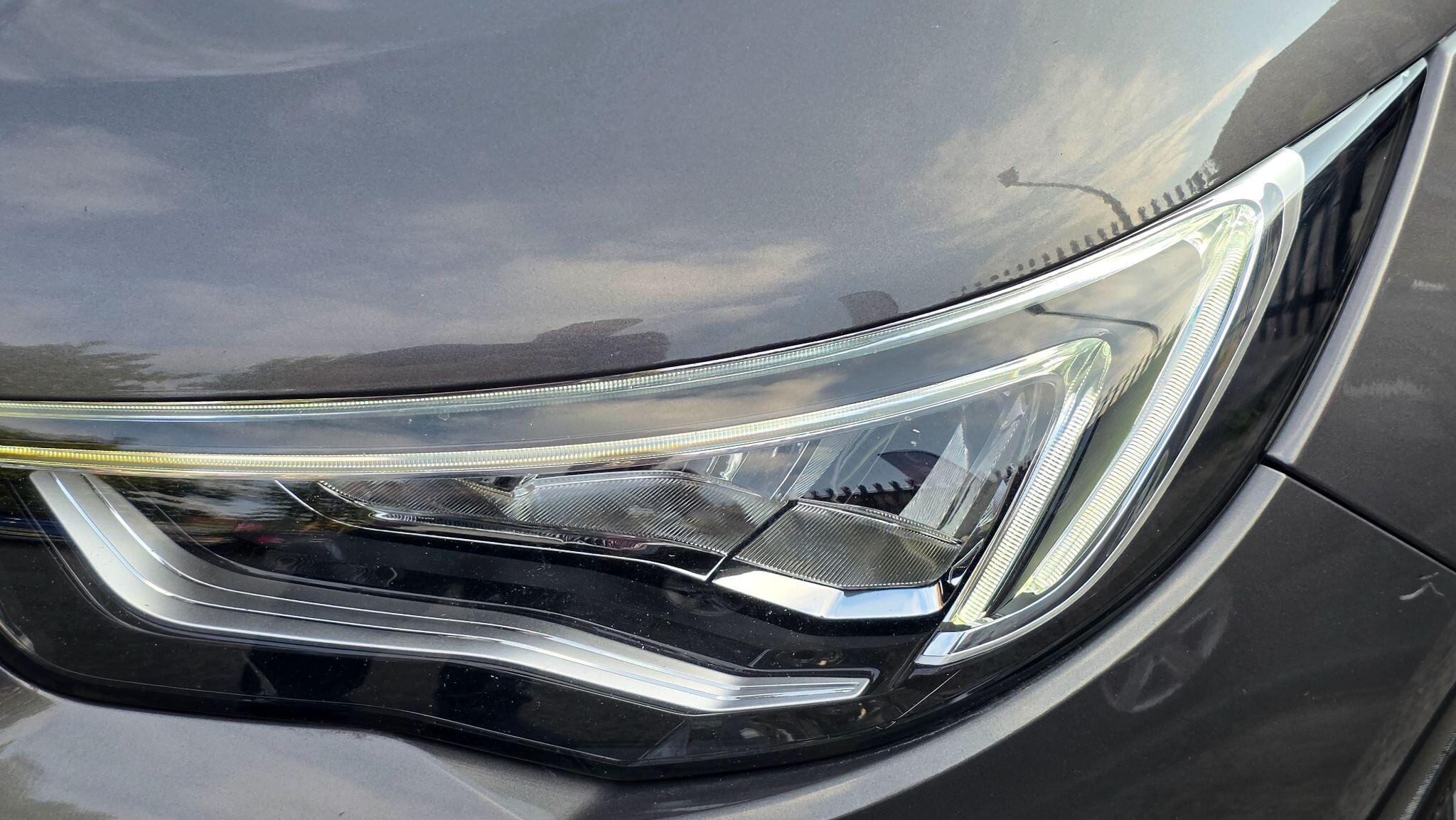 Vauxhall Grandland X - Image 11