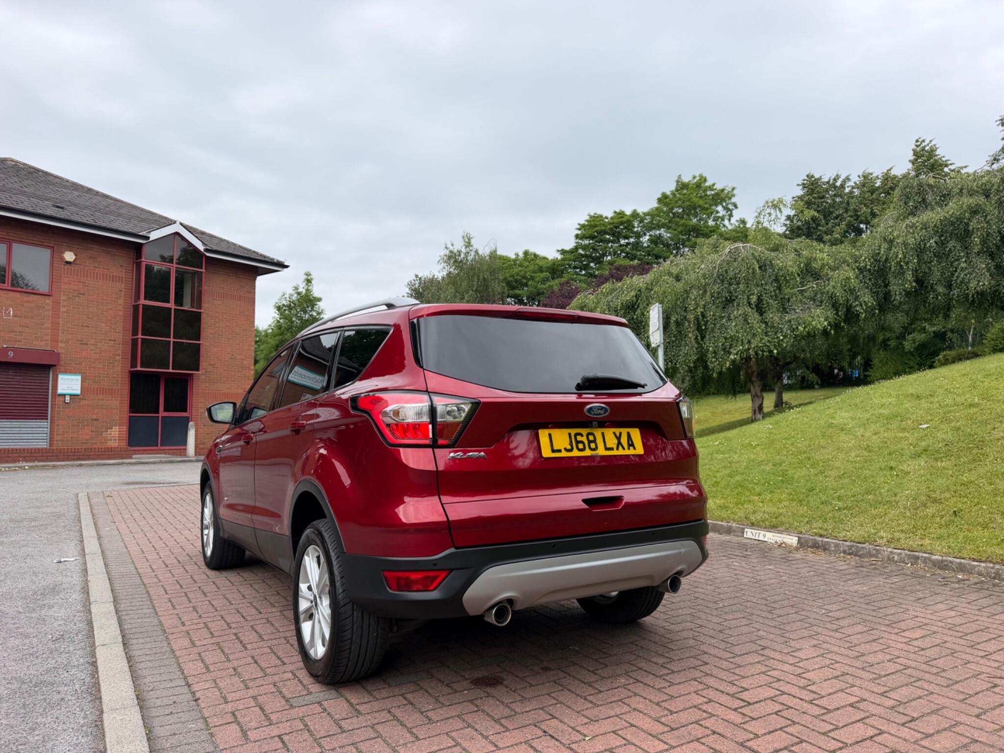 Ford Kuga - Image 12