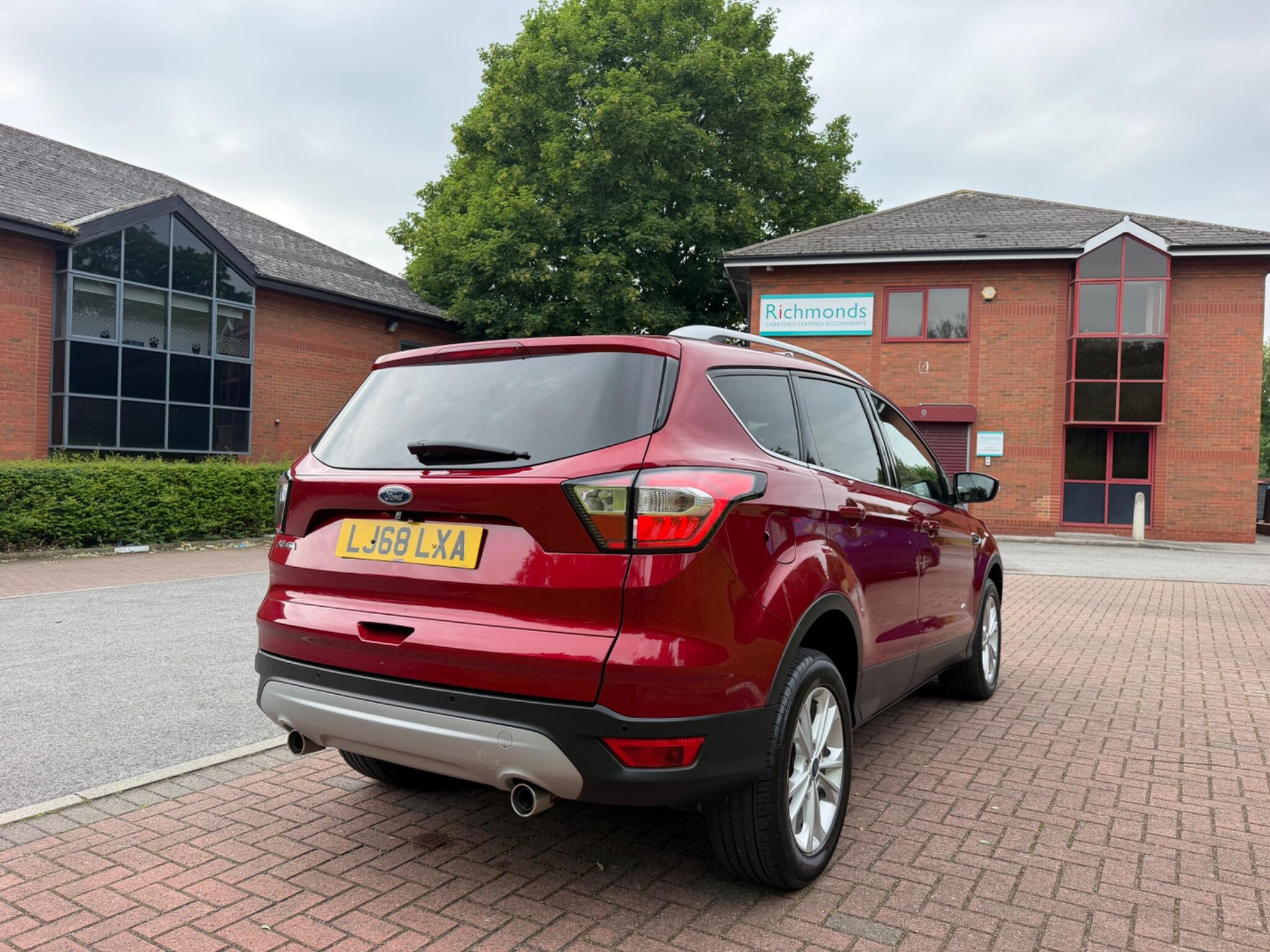 Ford Kuga - Image 17