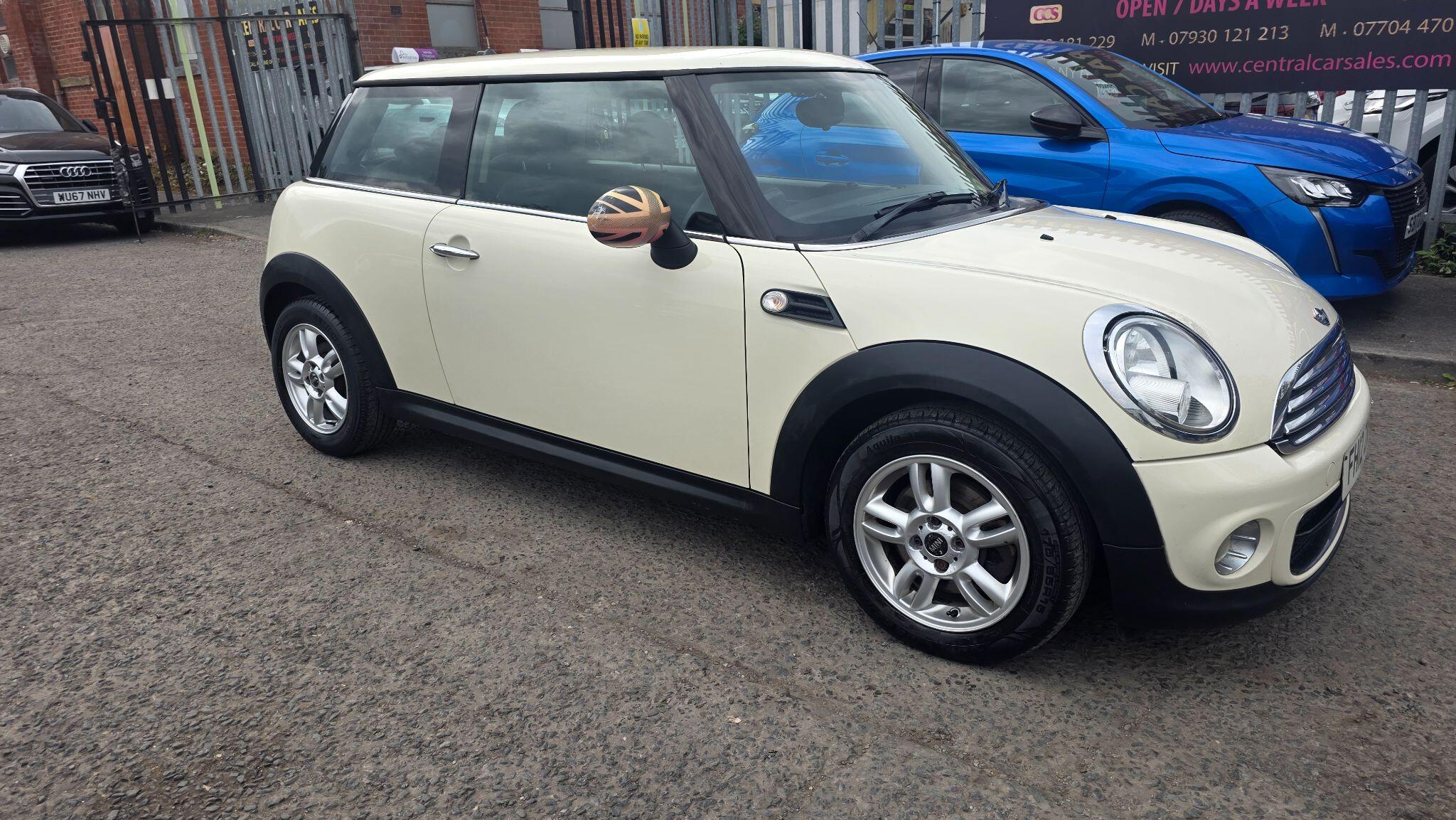 MINI Hatch - Image 5