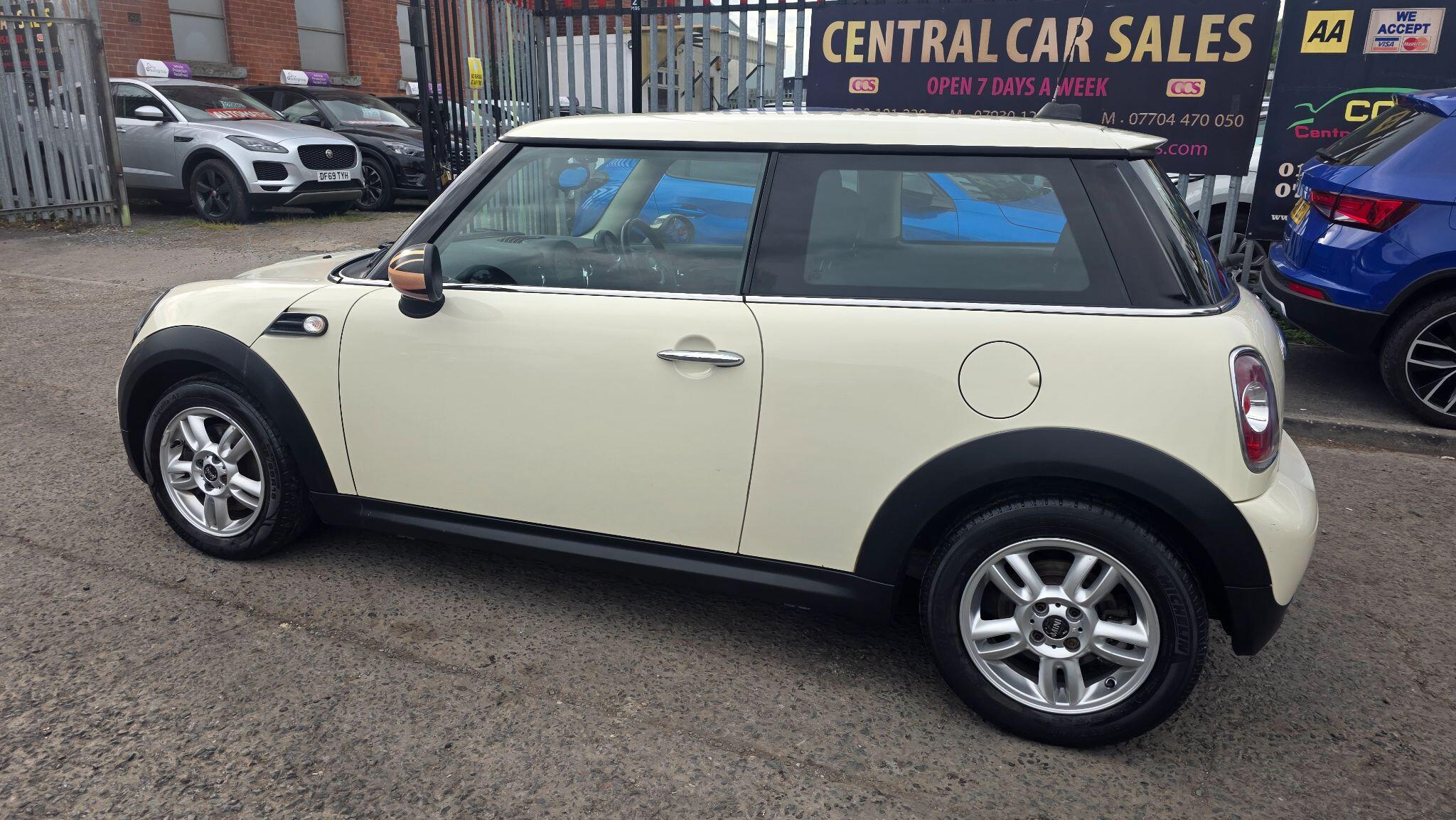 MINI Hatch - Image 10