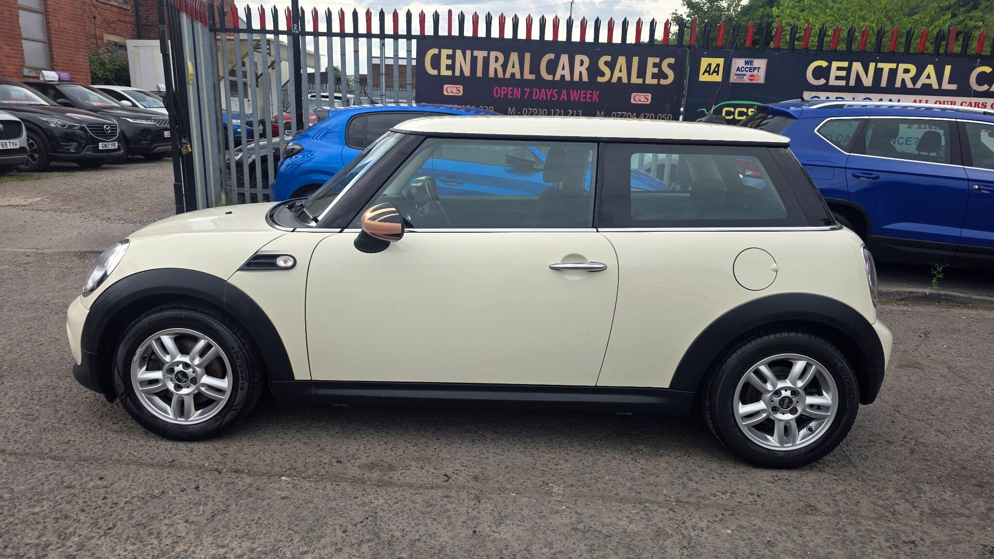 MINI Hatch - Image 12