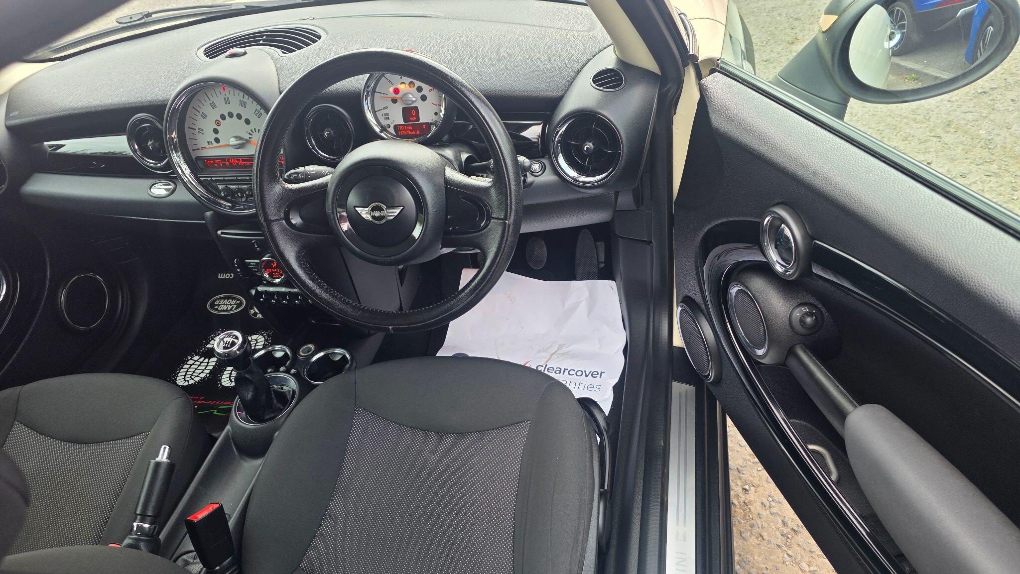 MINI Hatch - Image 18