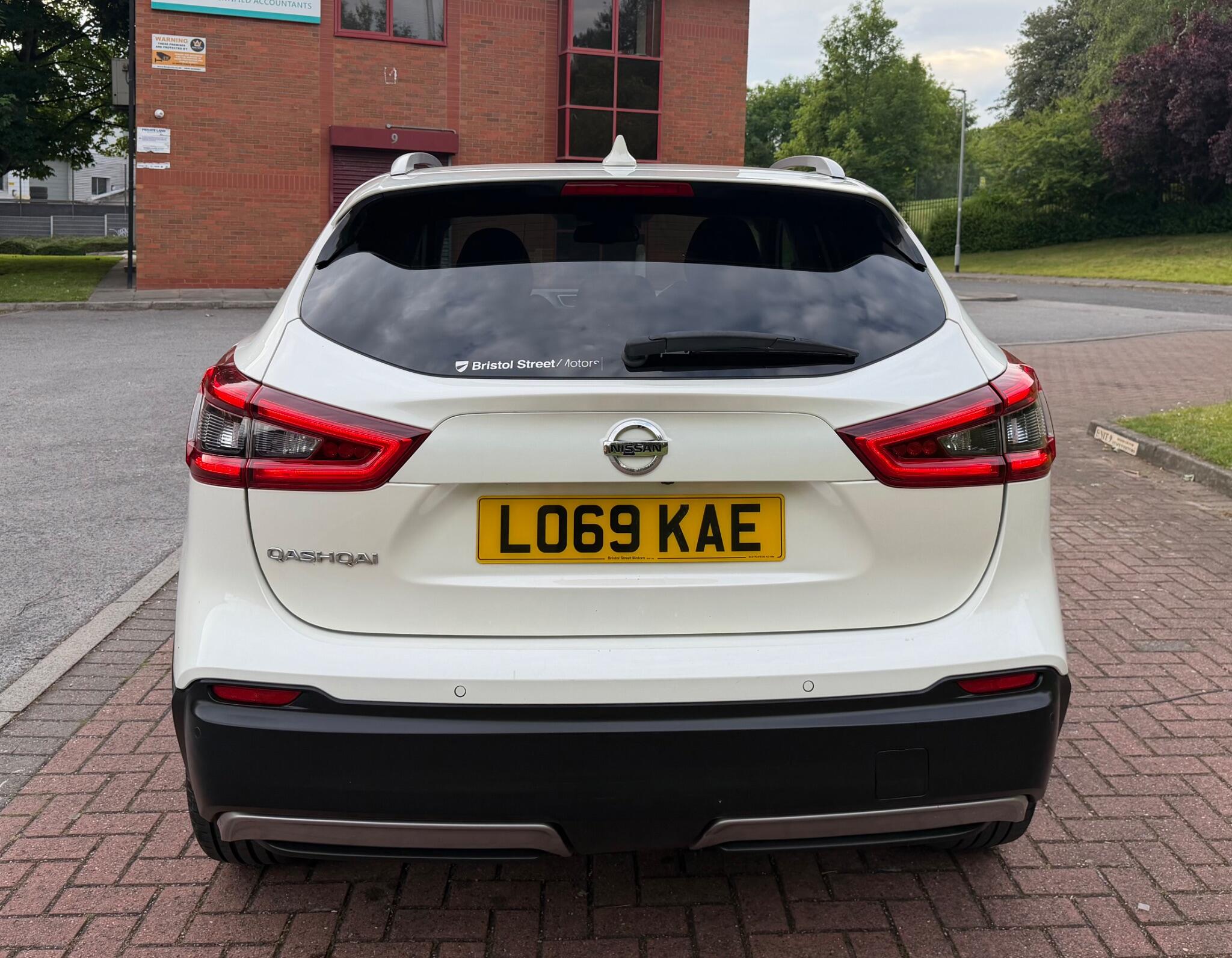 Nissan Qashqai - Image 12