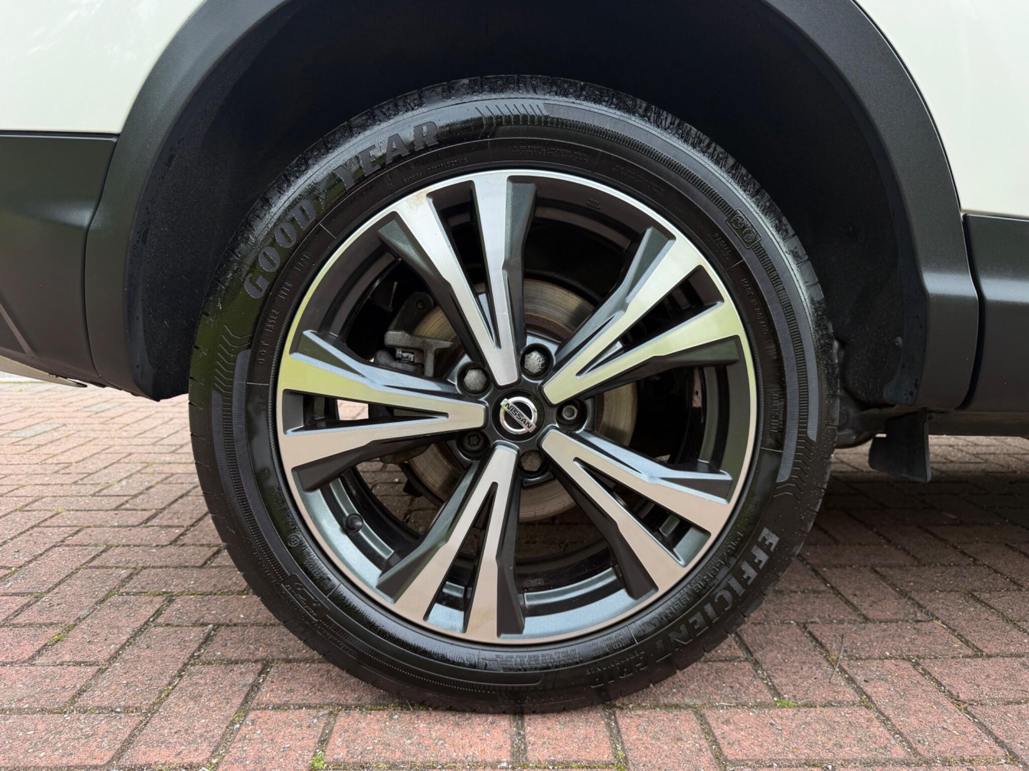 Nissan Qashqai - Image 20