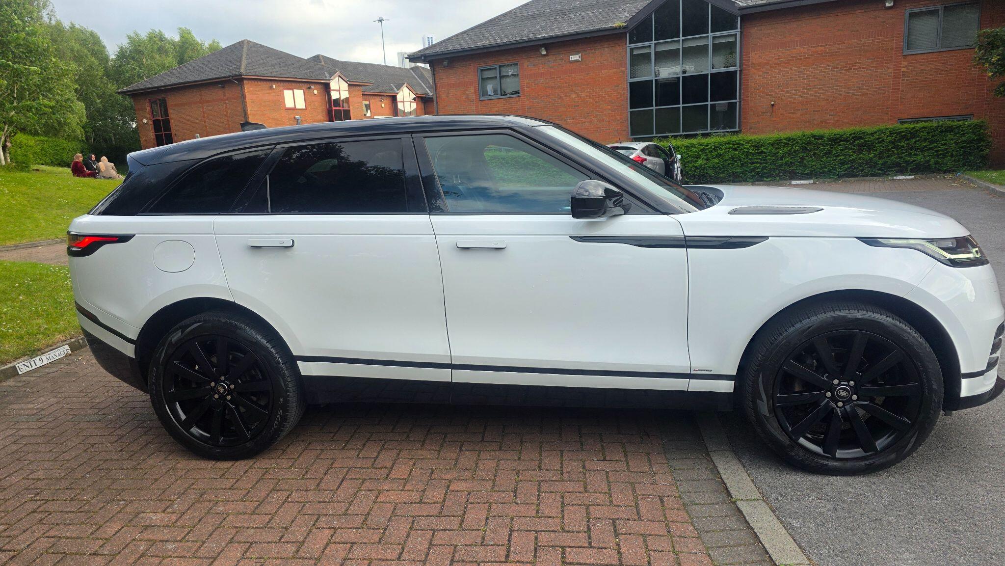 Land Rover Range Rover Velar - Image 9