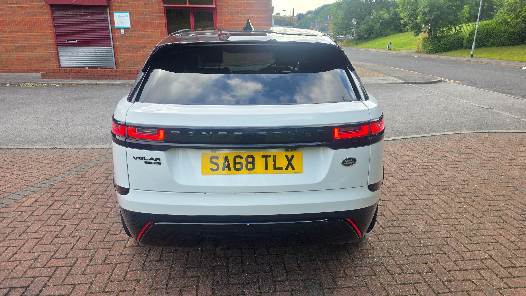 Land Rover Range Rover Velar - Image 14
