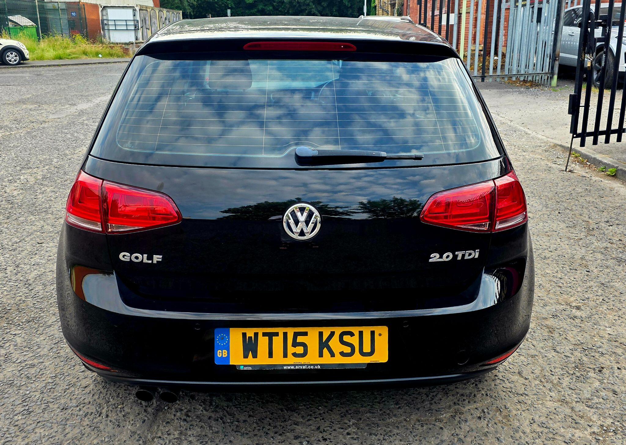 Volkswagen Golf - Image 10