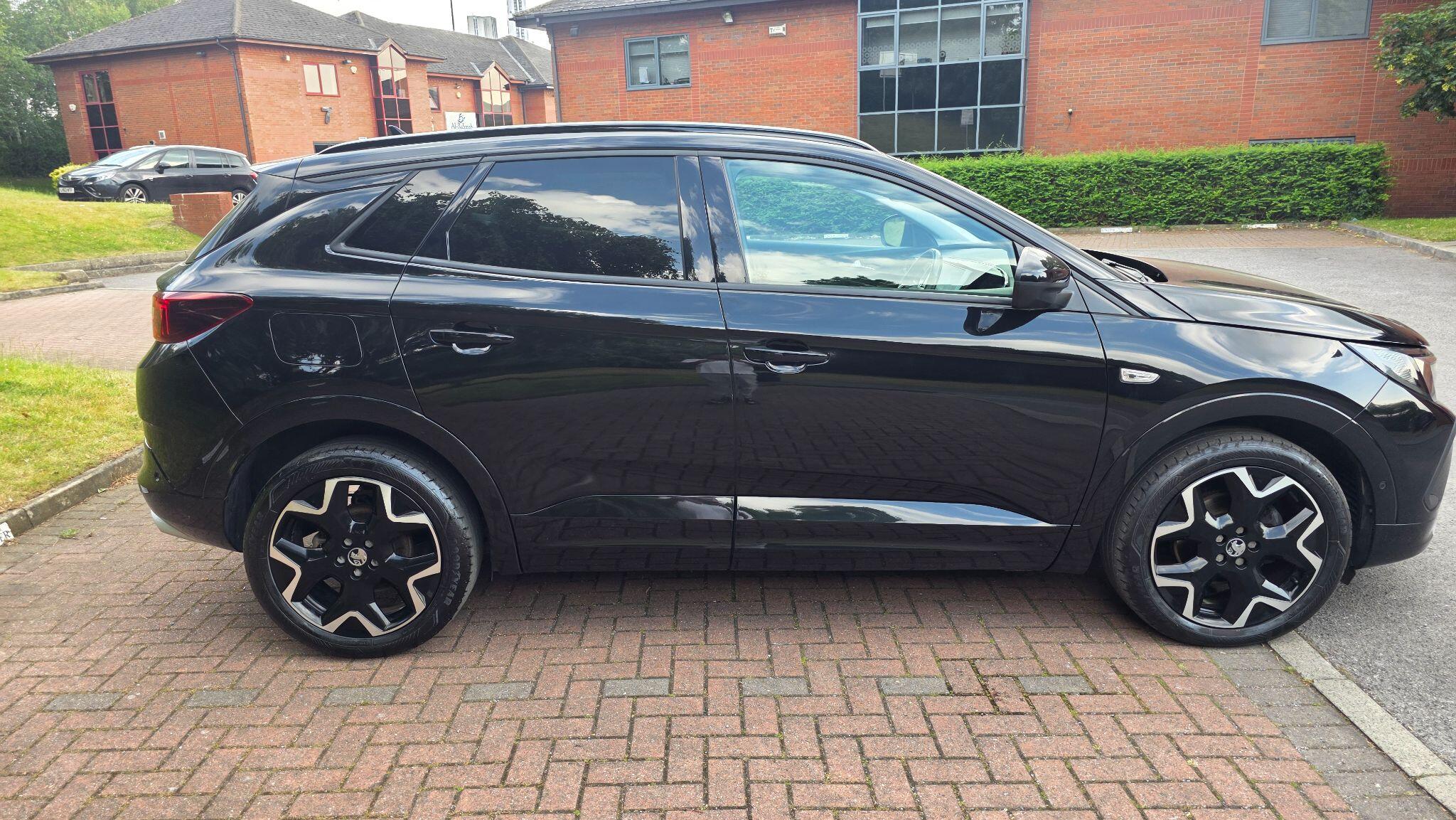 Vauxhall Grandland - Image 7