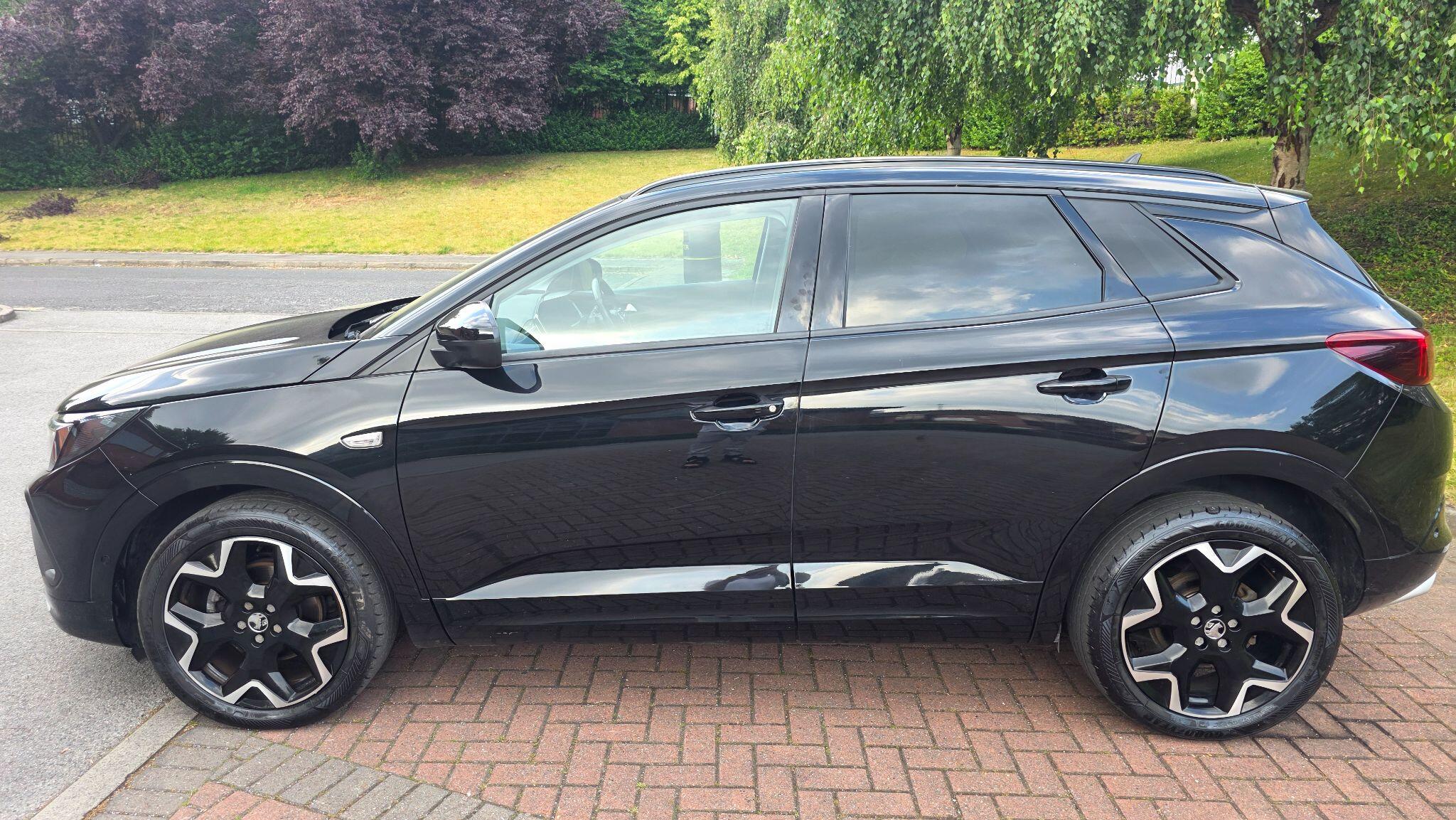 Vauxhall Grandland - Image 16