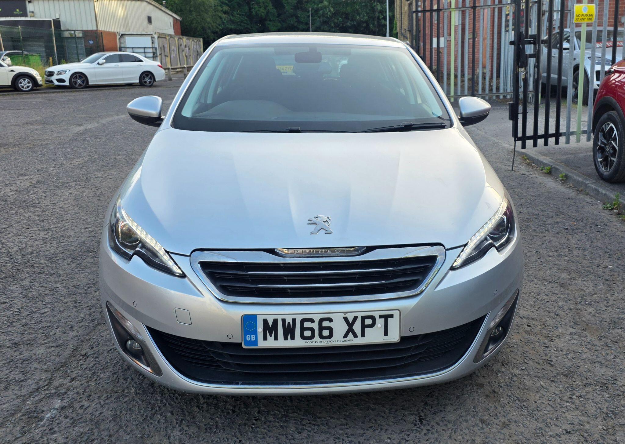 Peugeot 308 - Image 2