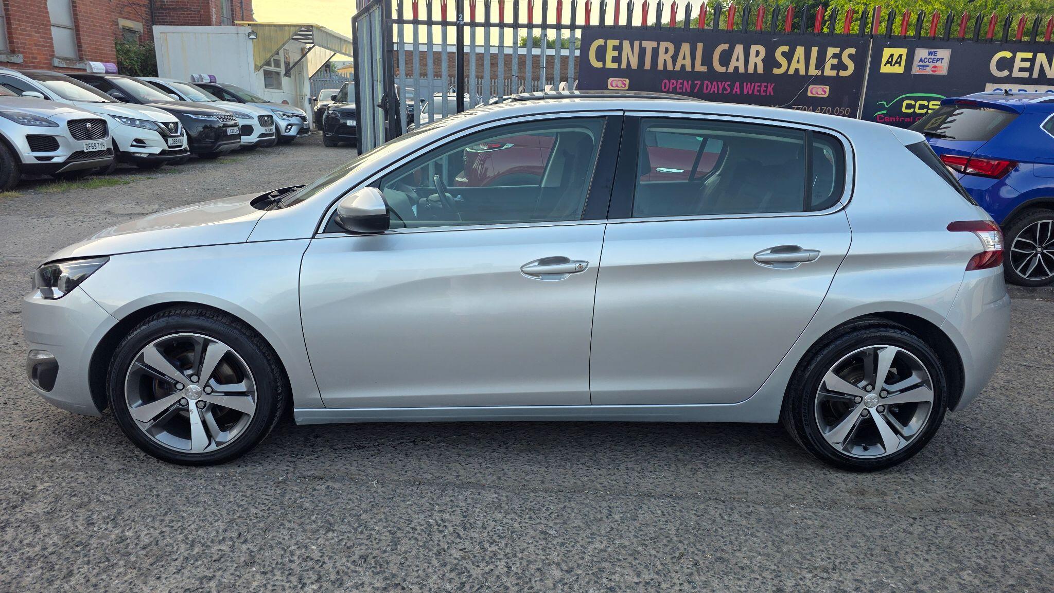 Peugeot 308 - Image 16