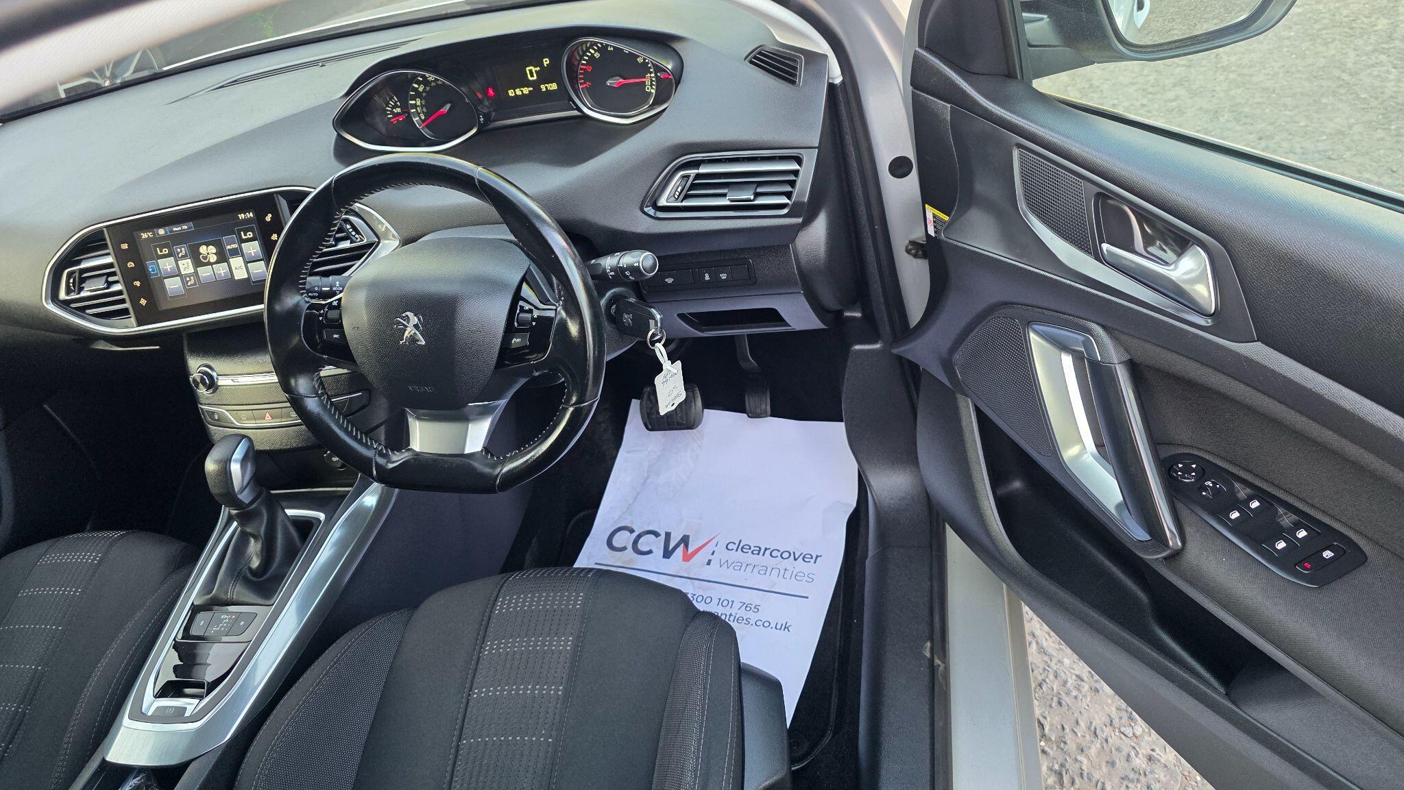 Peugeot 308 - Image 20