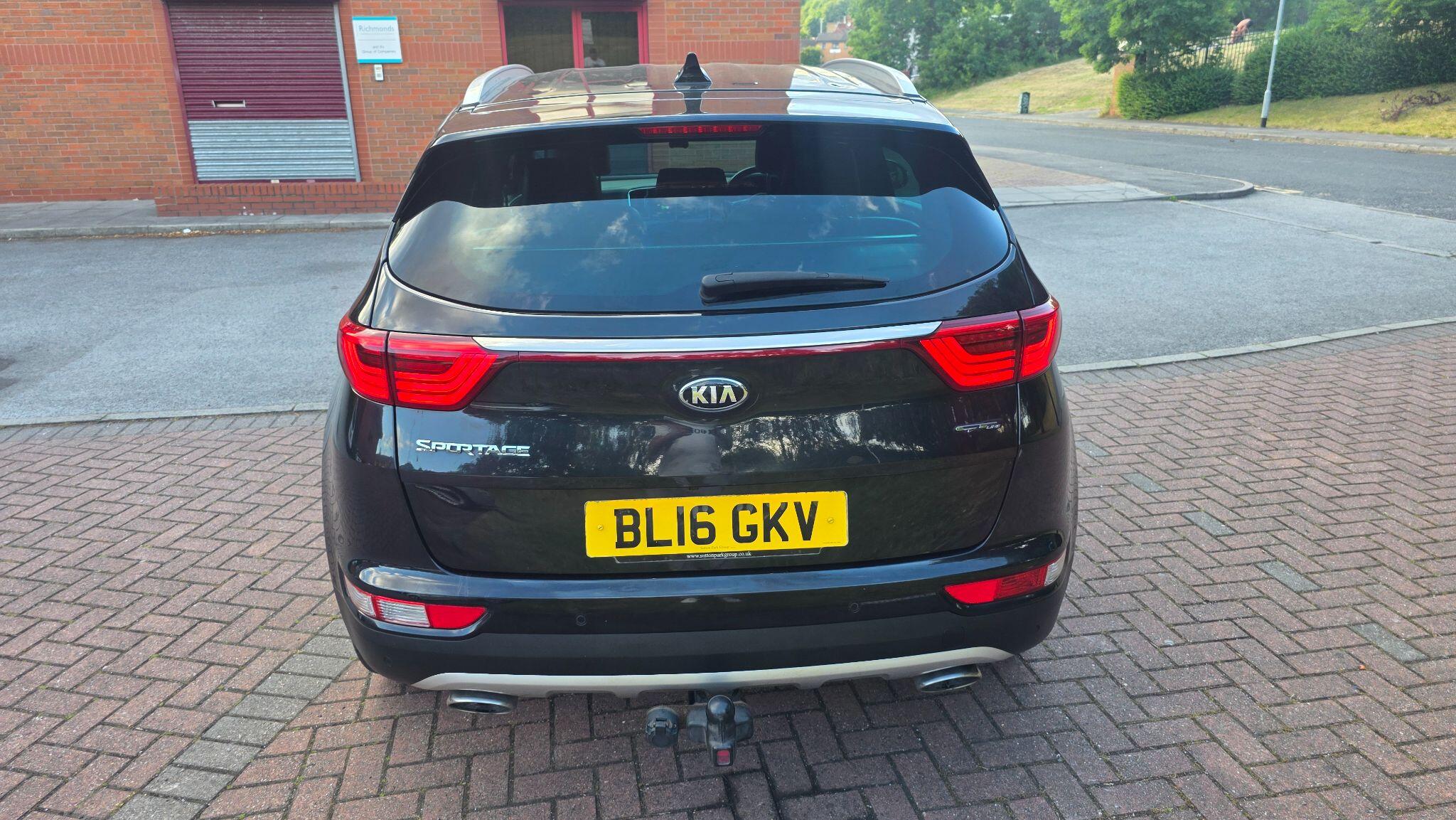 Kia Sportage - Image 12