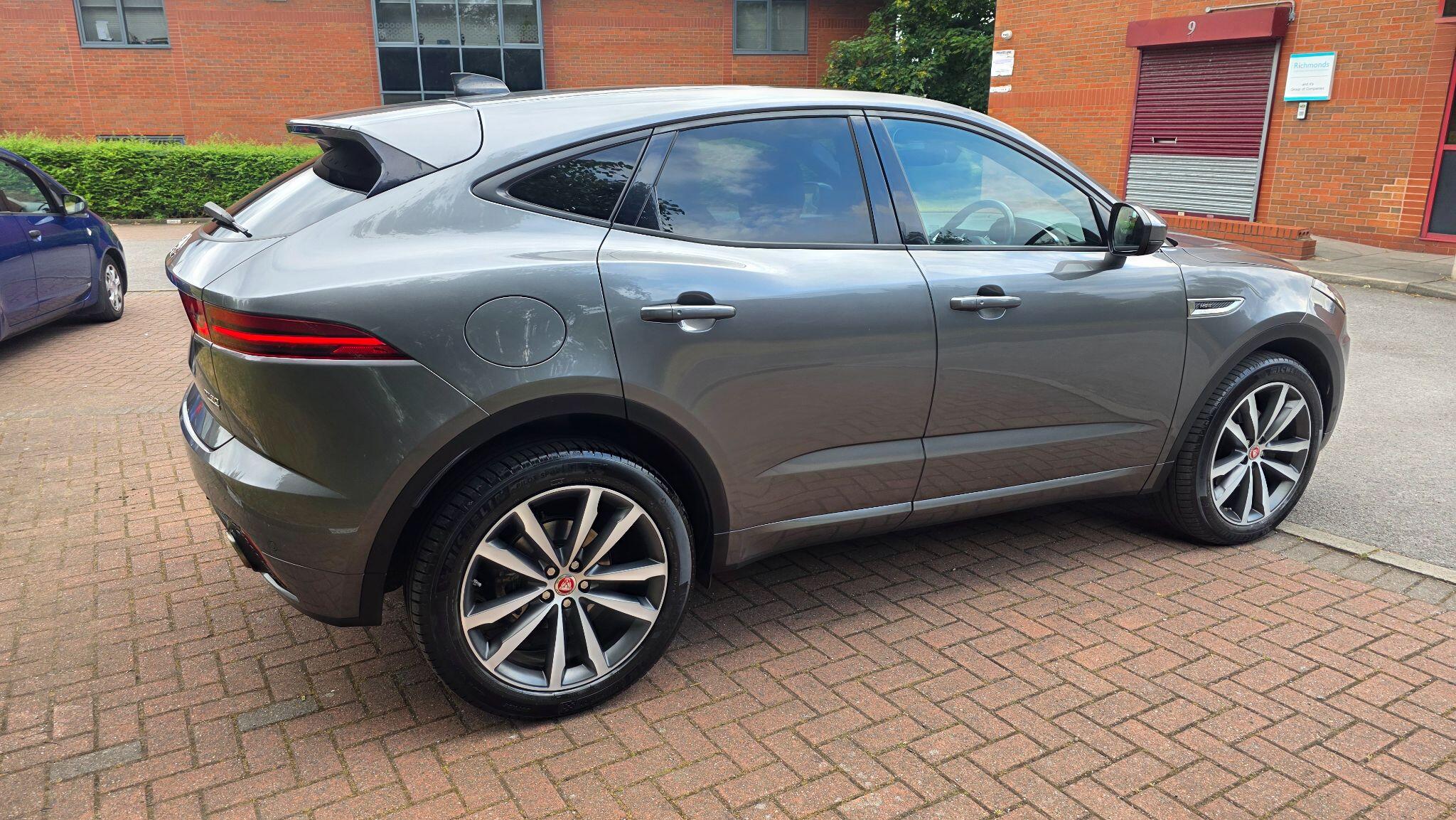 Jaguar E-Pace - Image 9