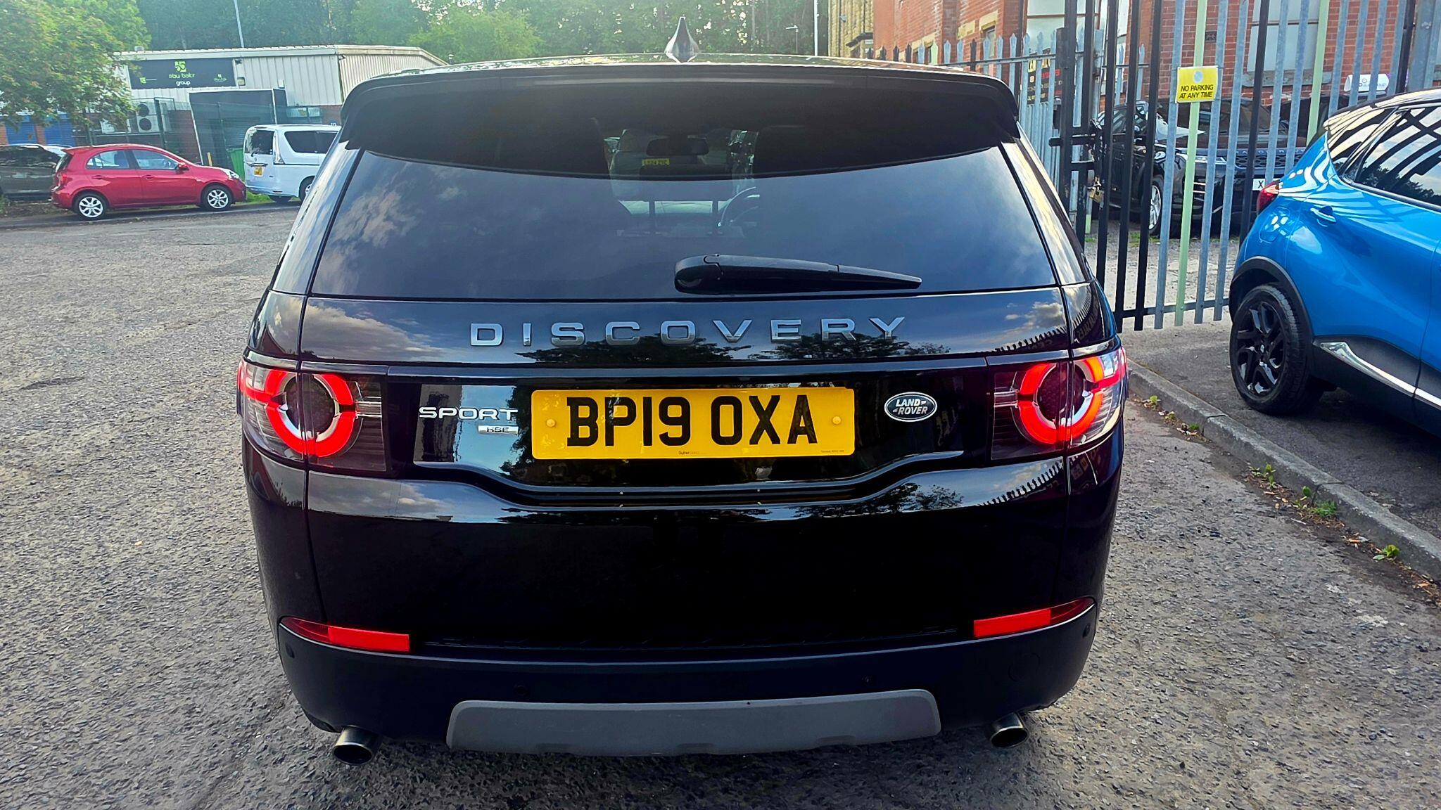 Land Rover DISCOVERY SPORT - Image 12