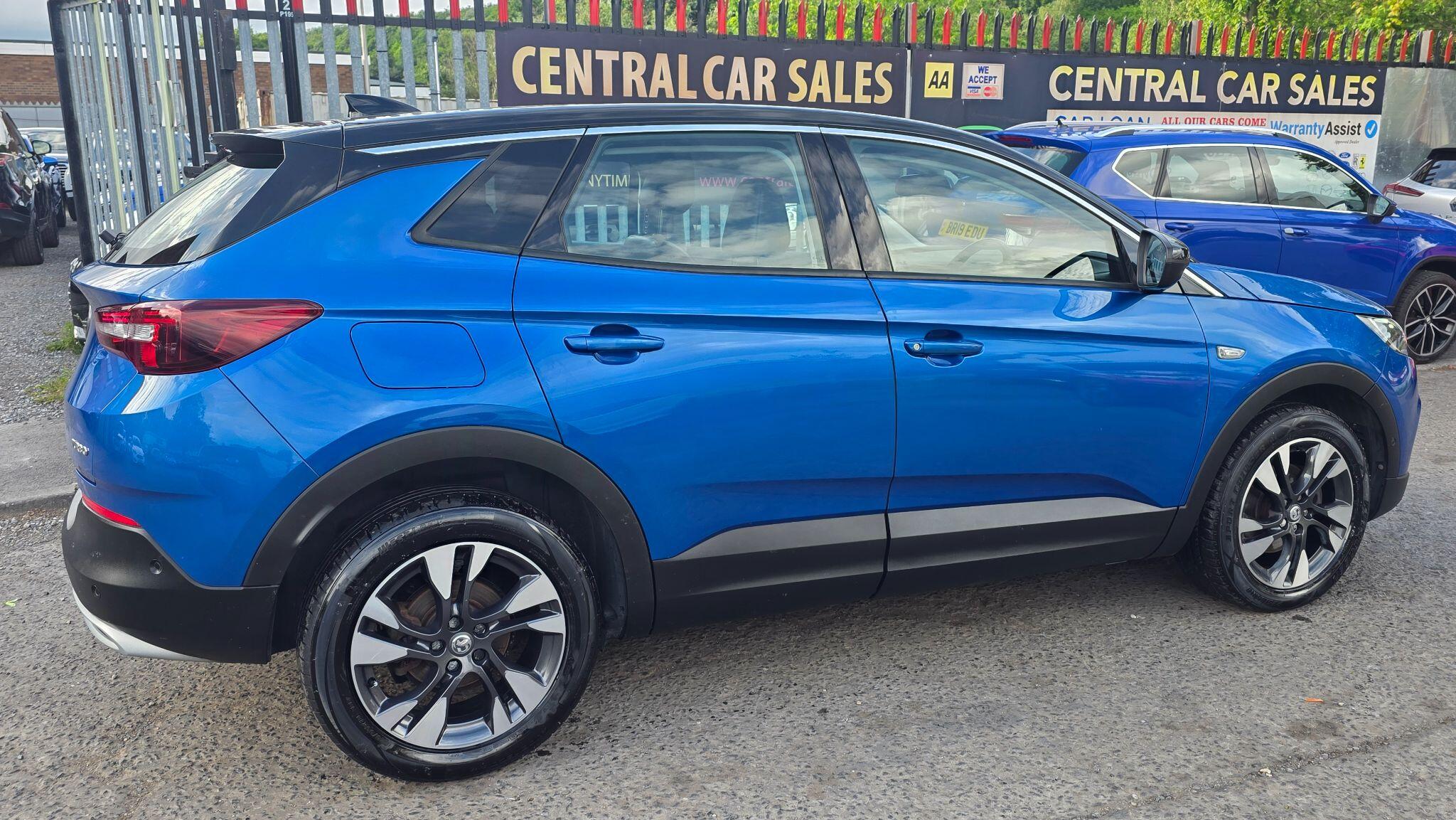 Vauxhall Grandland X - Image 8