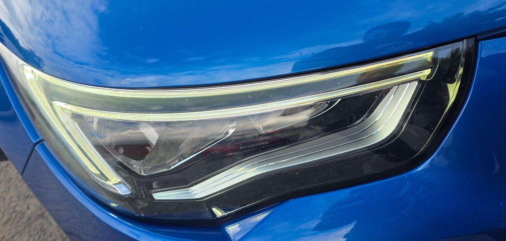 Vauxhall Grandland X - Image 12