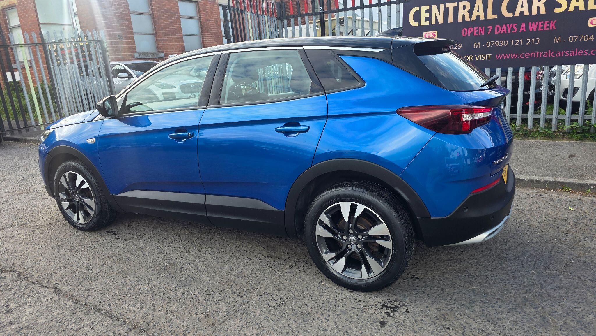 Vauxhall Grandland X - Image 15