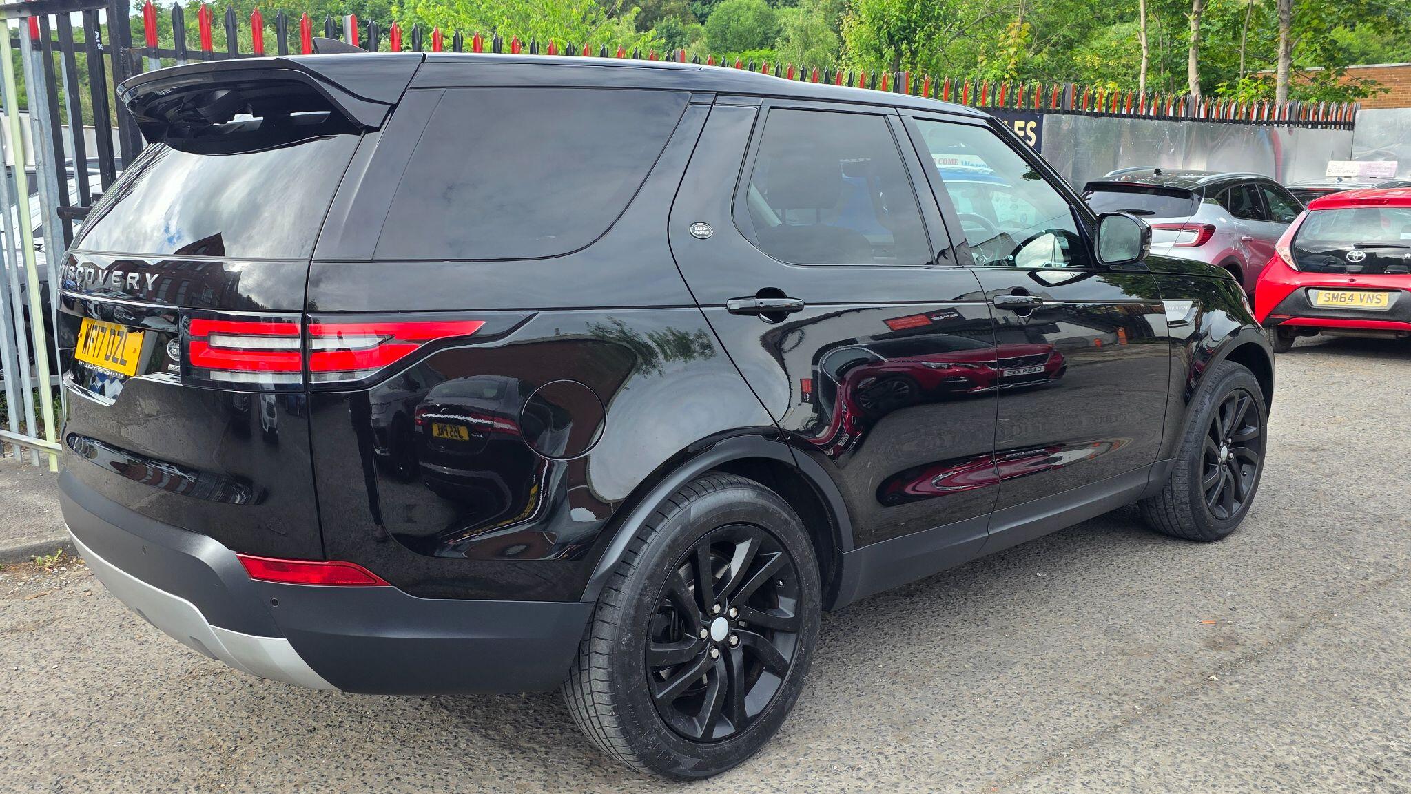 Land Rover Discovery - Image 10