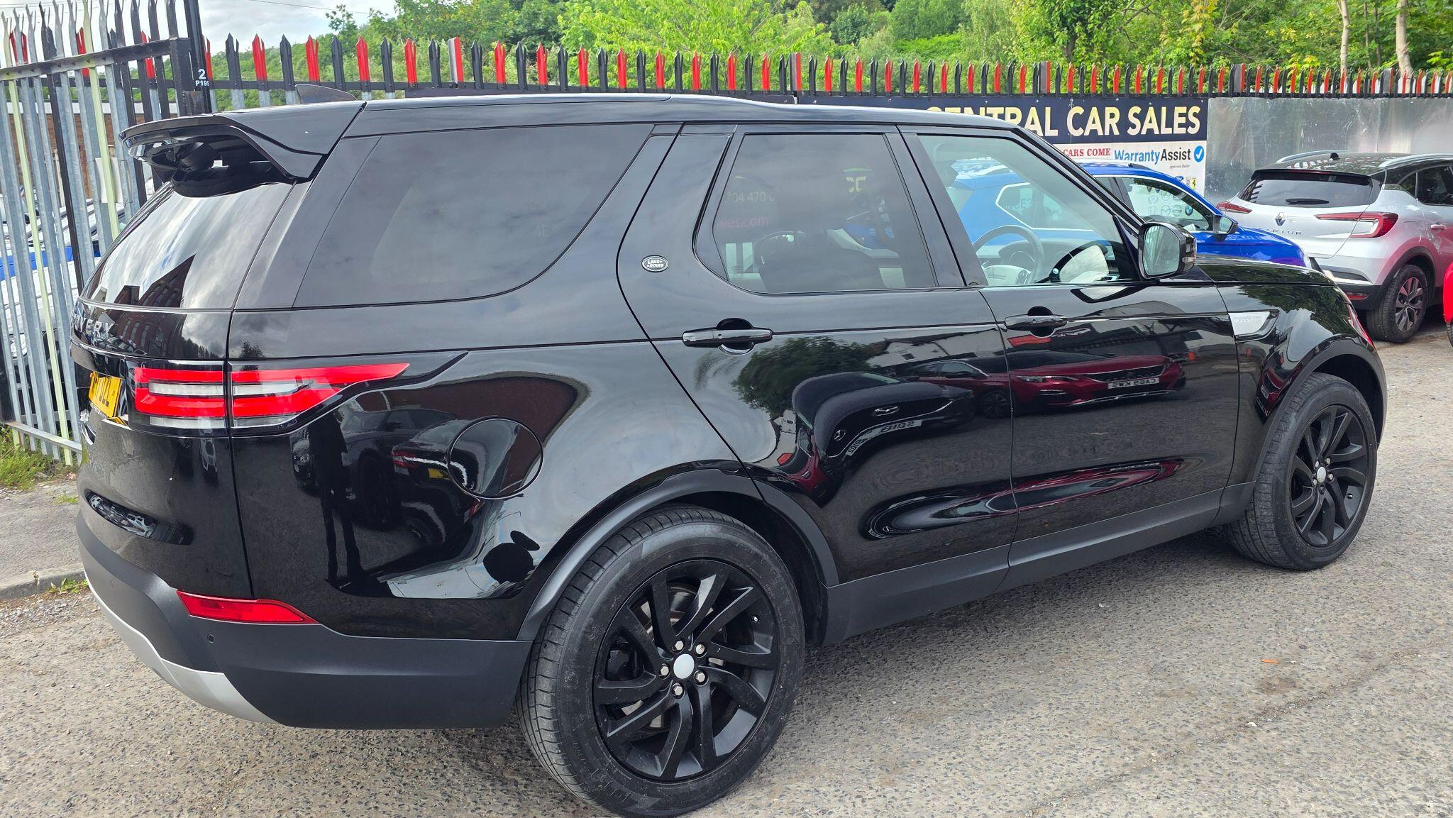 Land Rover Discovery - Image 11