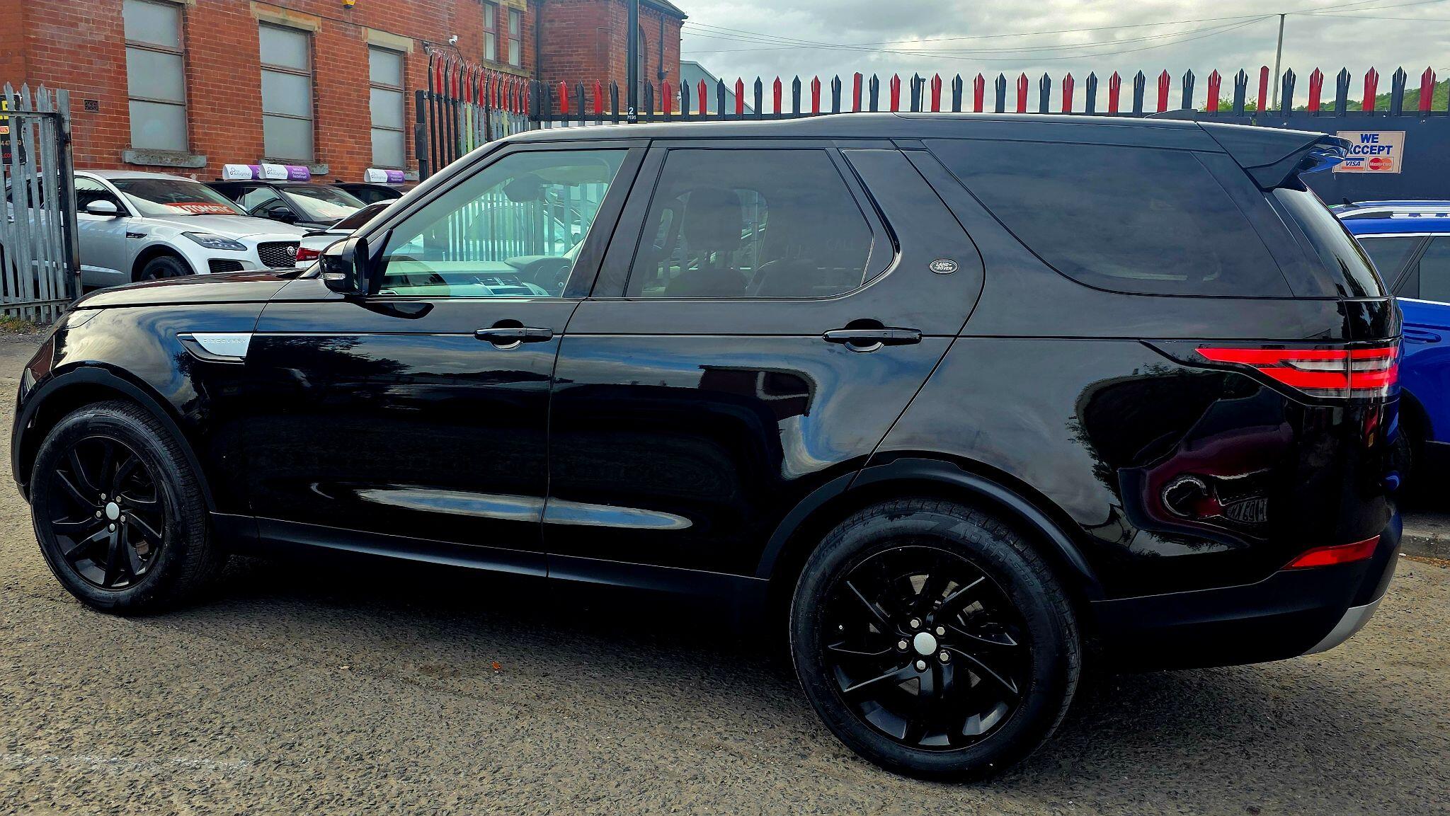 Land Rover Discovery - Image 16
