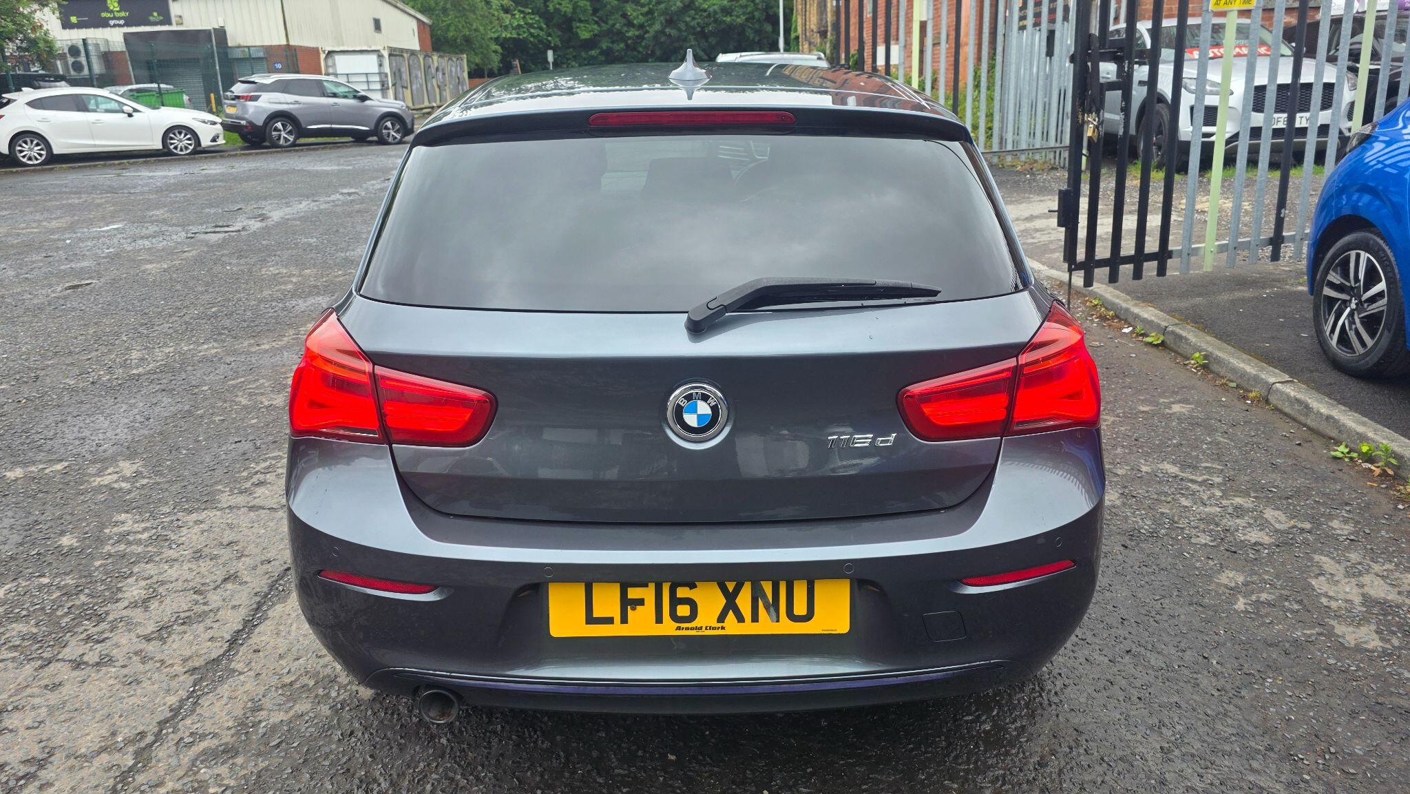 BMW 1 Series - Image 11