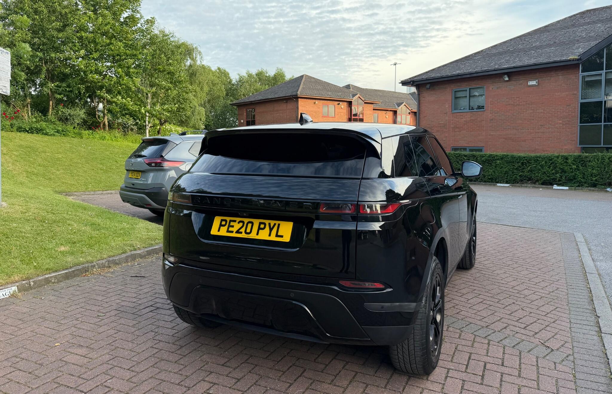 Land Rover Range Rover Evoque - Image 7